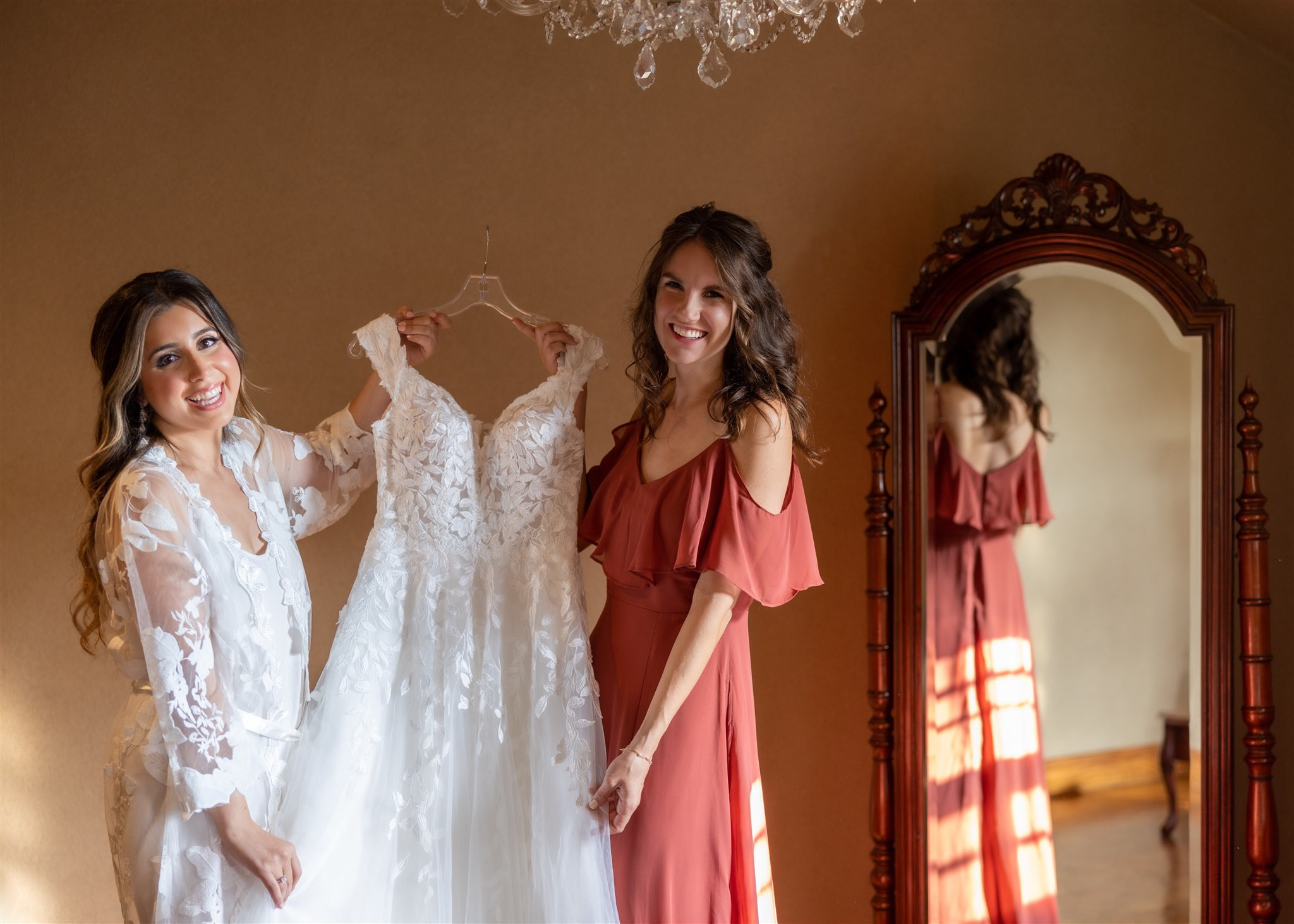 Sepideh and Greg. Wedding and Event photography, Kisses + Veil