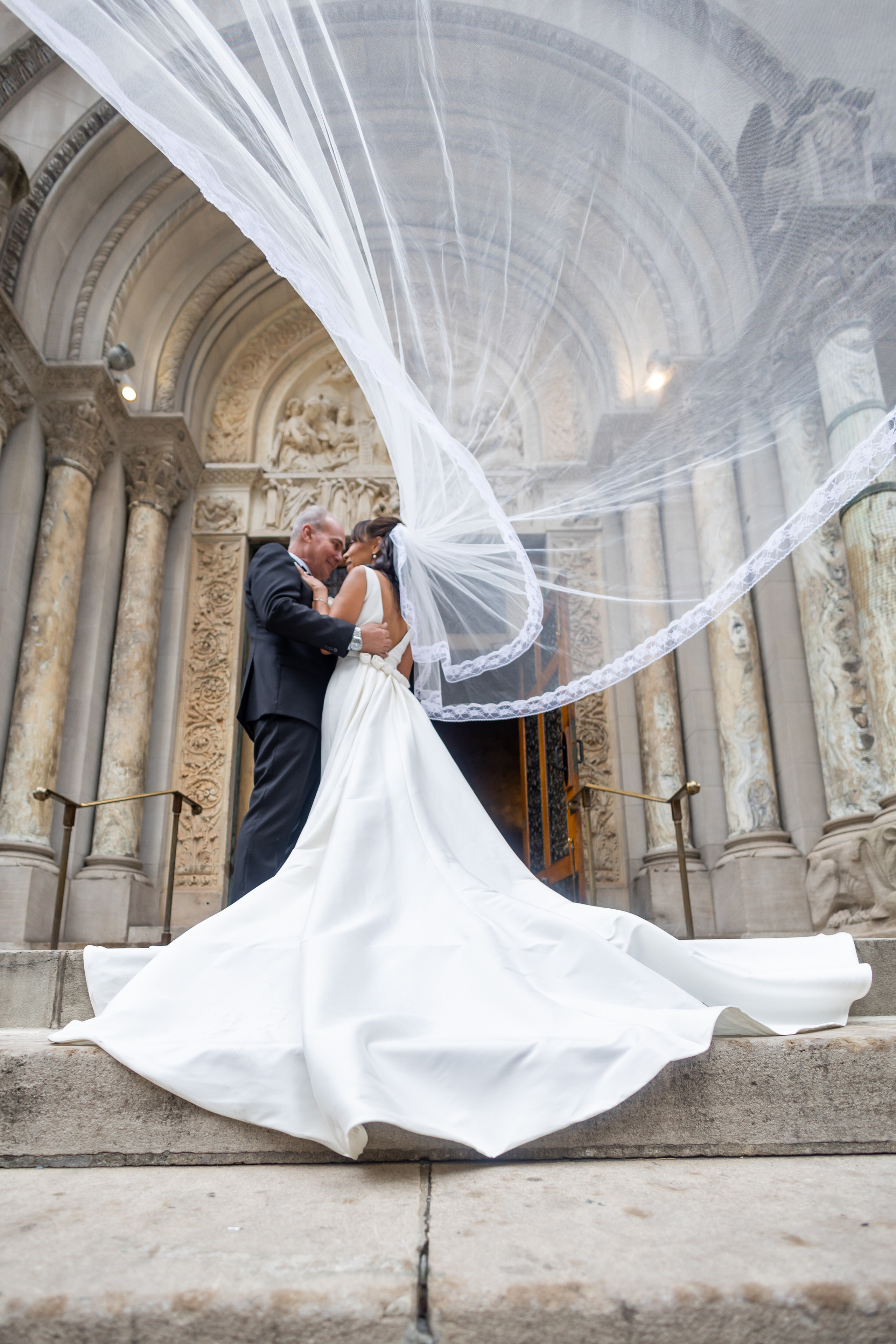 Marlene and Michael. Wedding and Event photography, Kisses + Veil