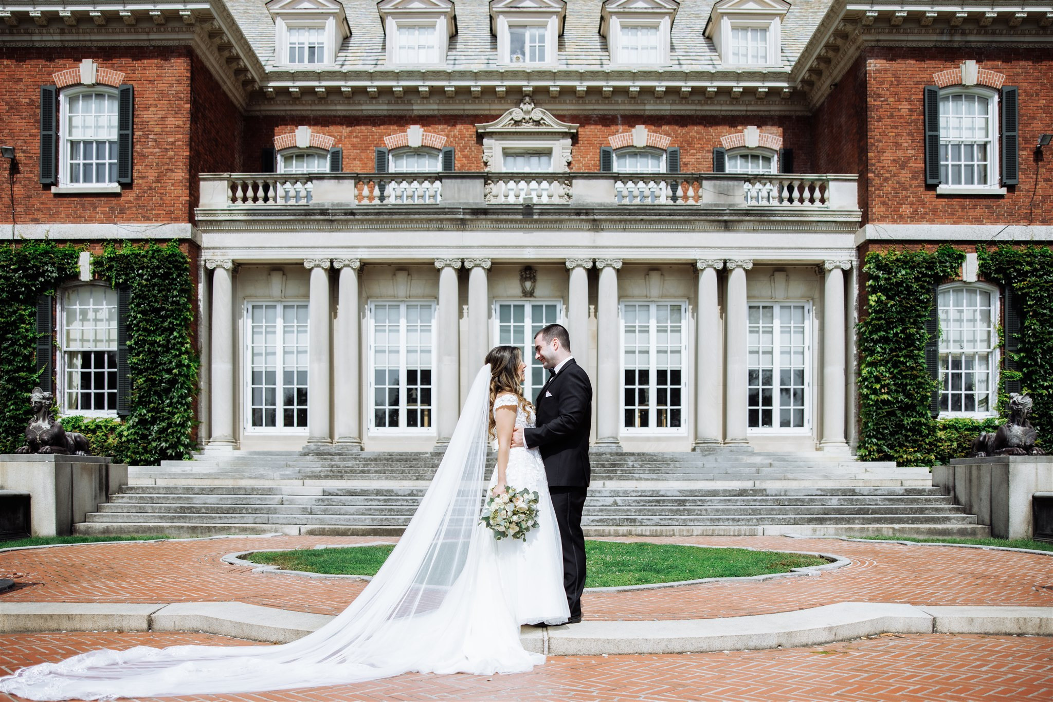 Sepideh and Greg. Wedding and Event photography, Kisses + Veil