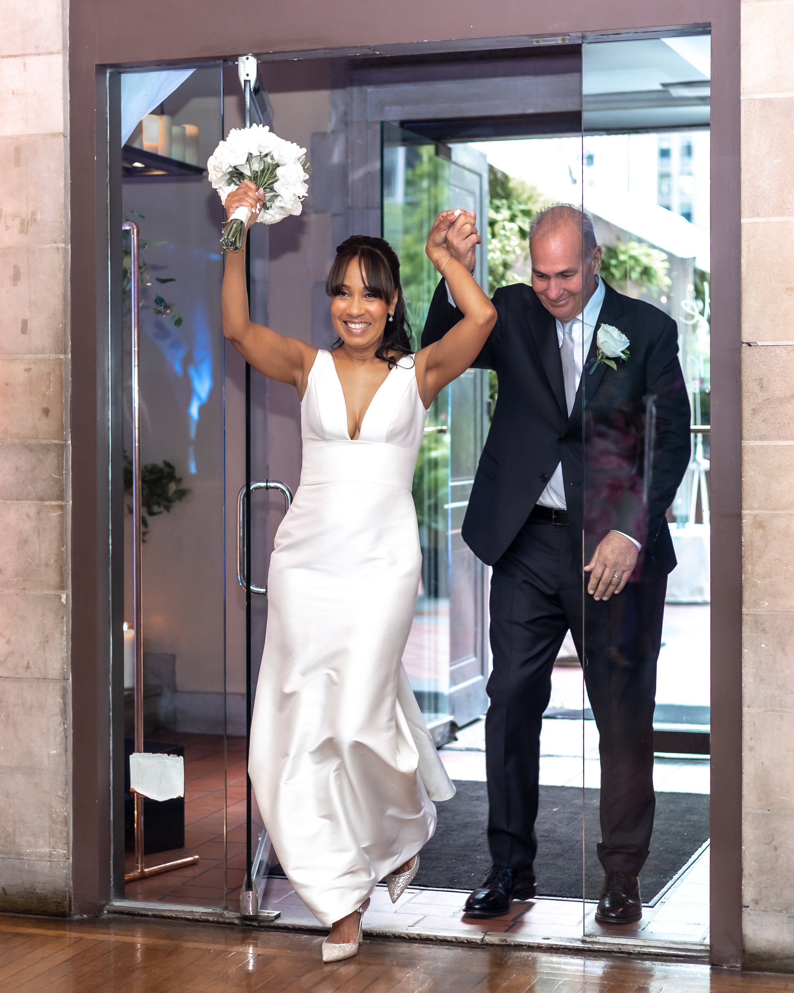 Marlene and Michael. Wedding and Event photography, Kisses + Veil