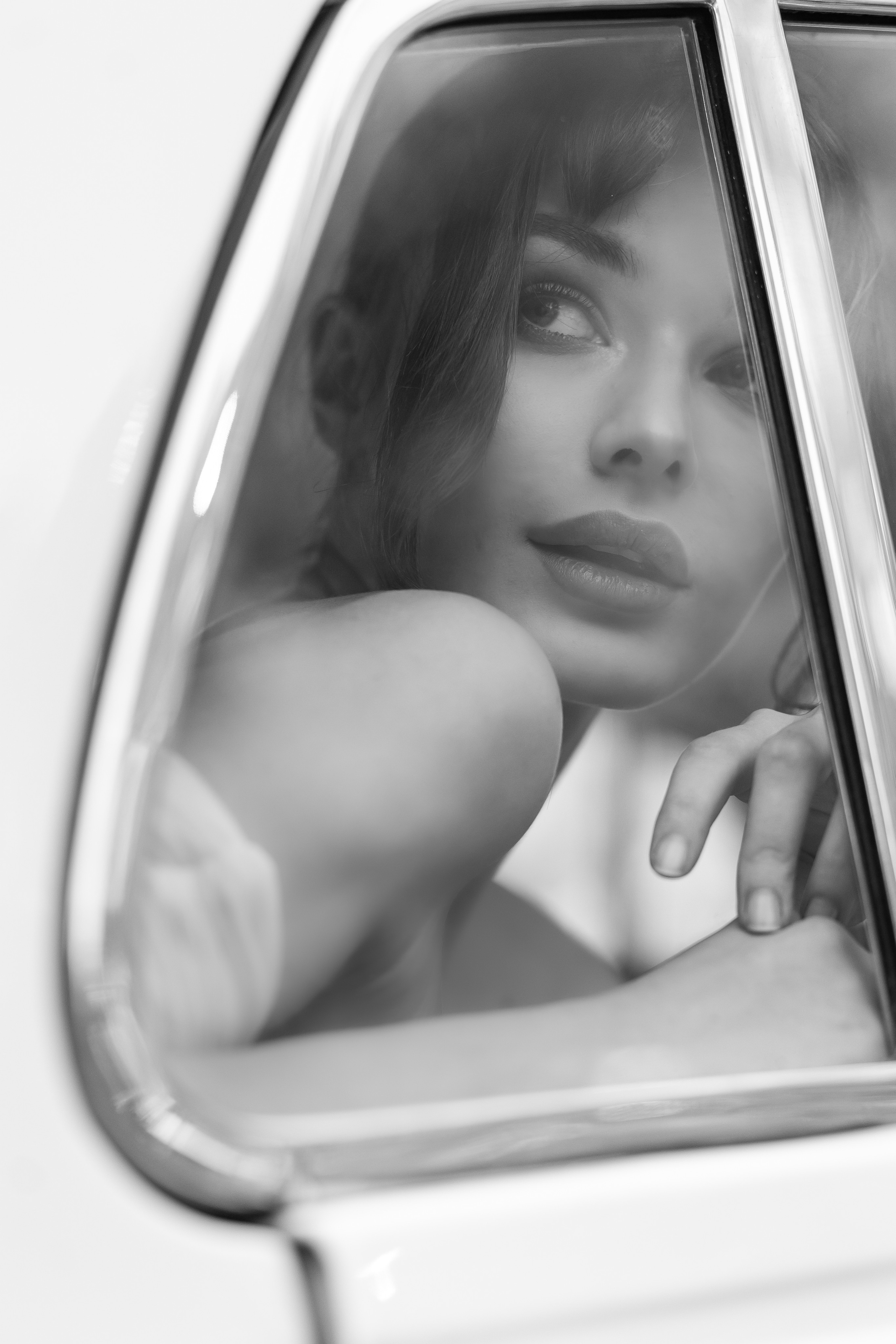 Renata and Tuckcer Des. Wedding and Event photography, Kisses + Veil