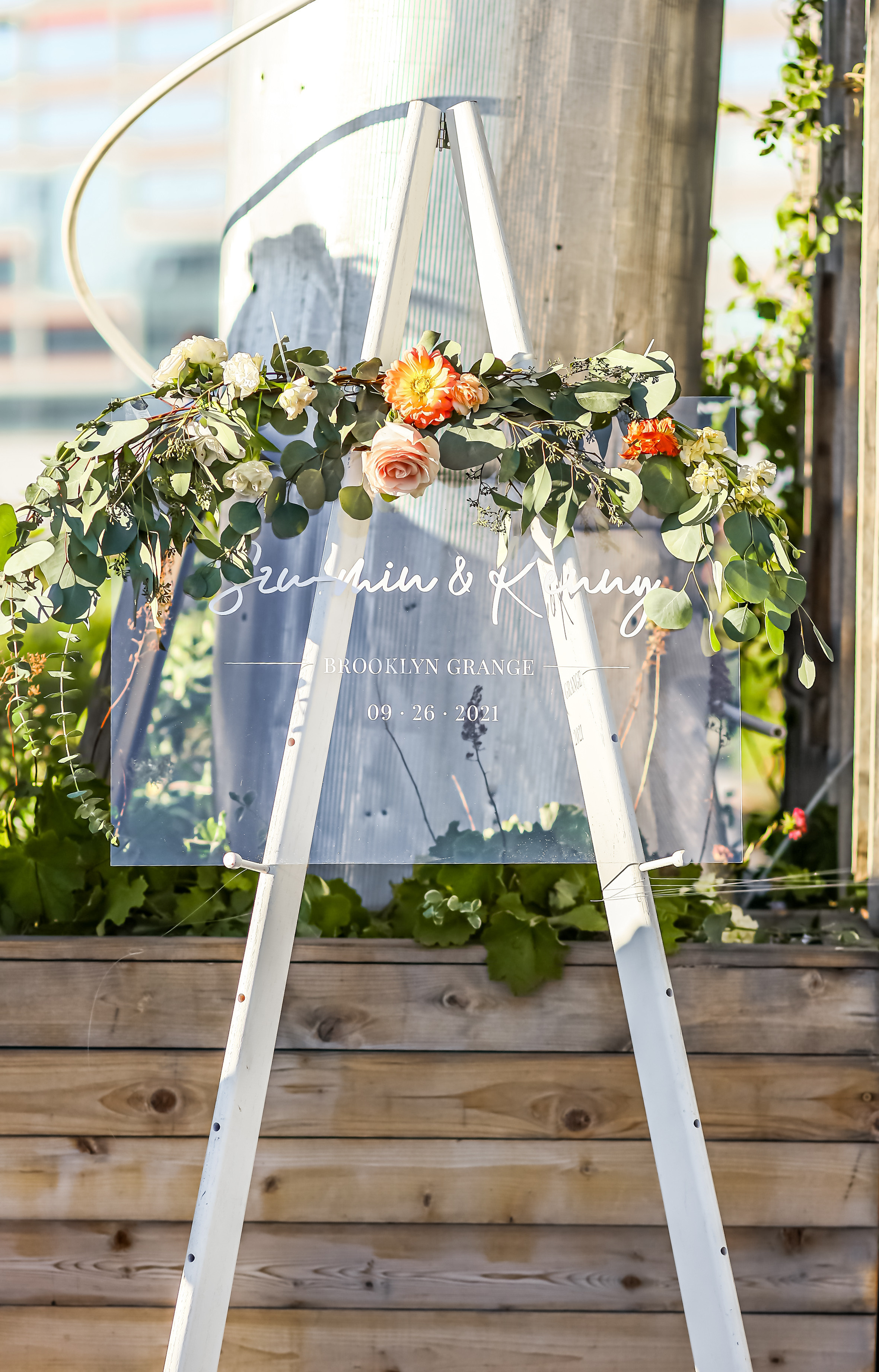 Ssunin and Kenny. Wedding and Event photography, Kisses + Veil