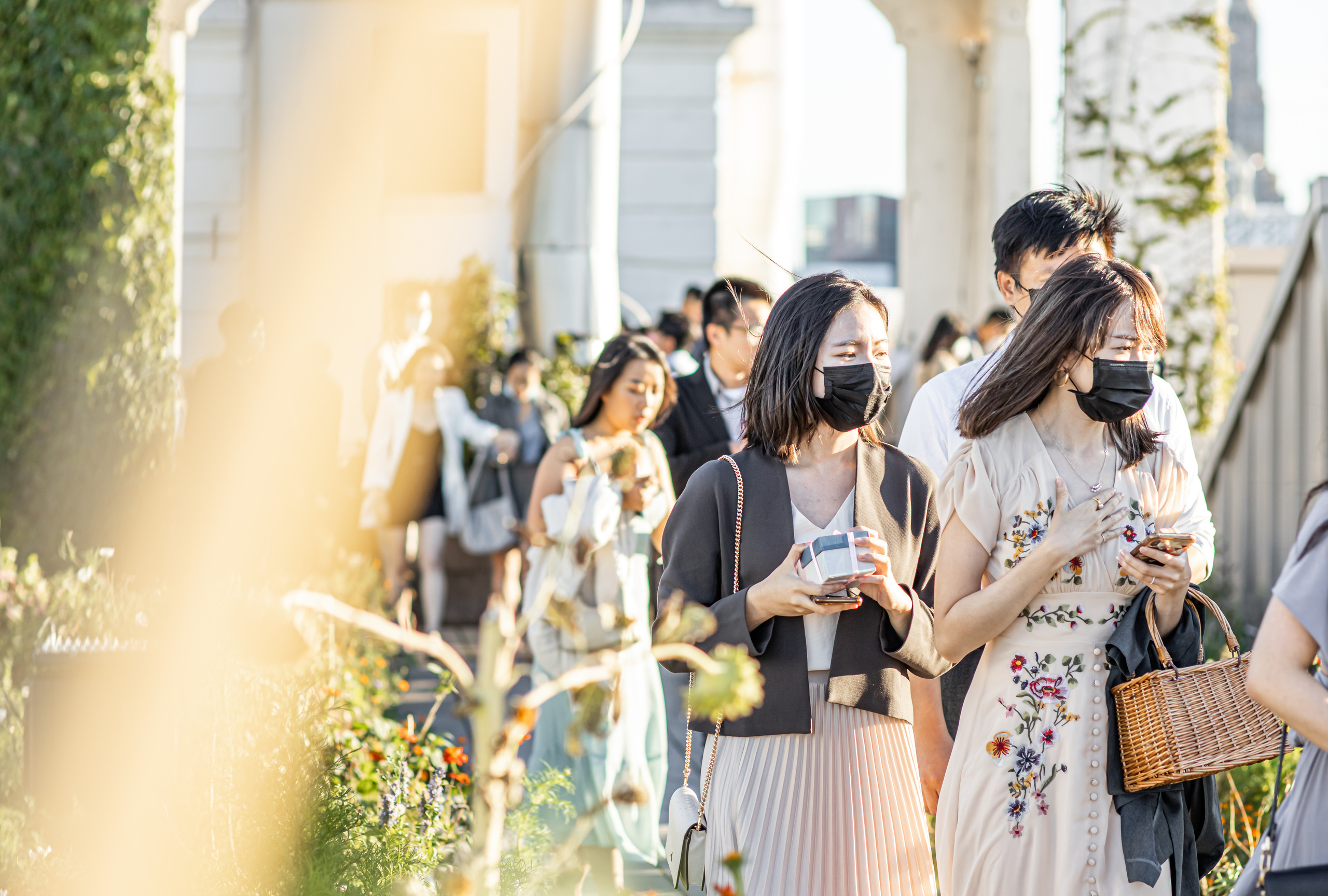 Ssunin and Kenny. Wedding and Event photography, Kisses + Veil