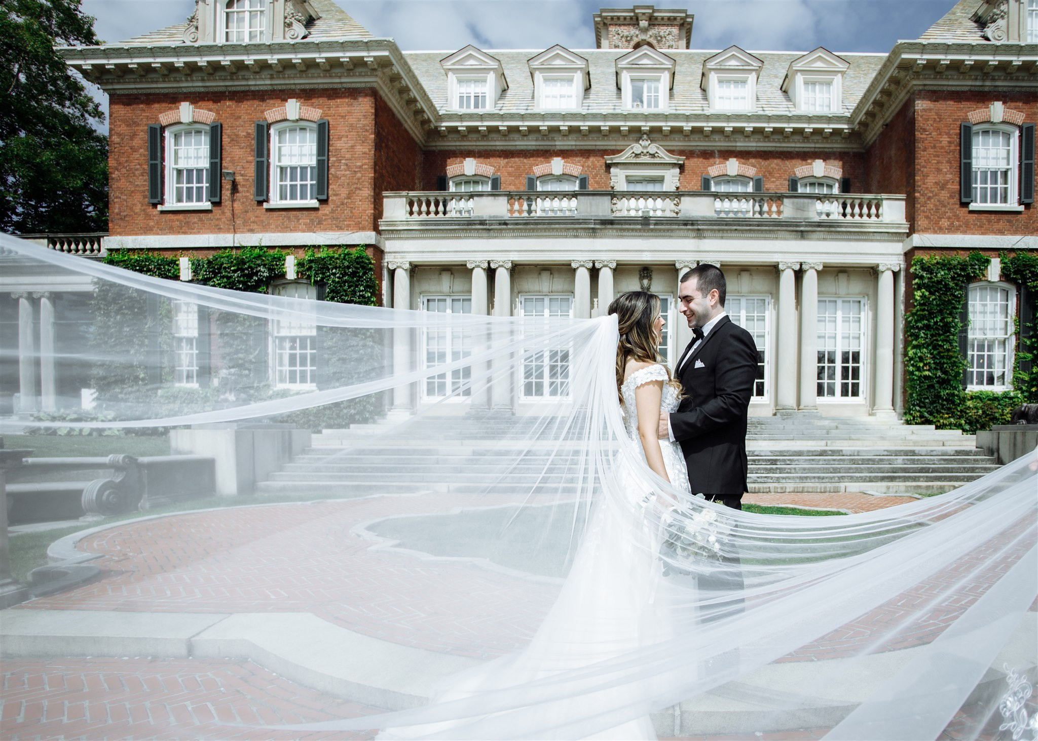 Sepideh and Greg. Wedding and Event photography, Kisses + Veil