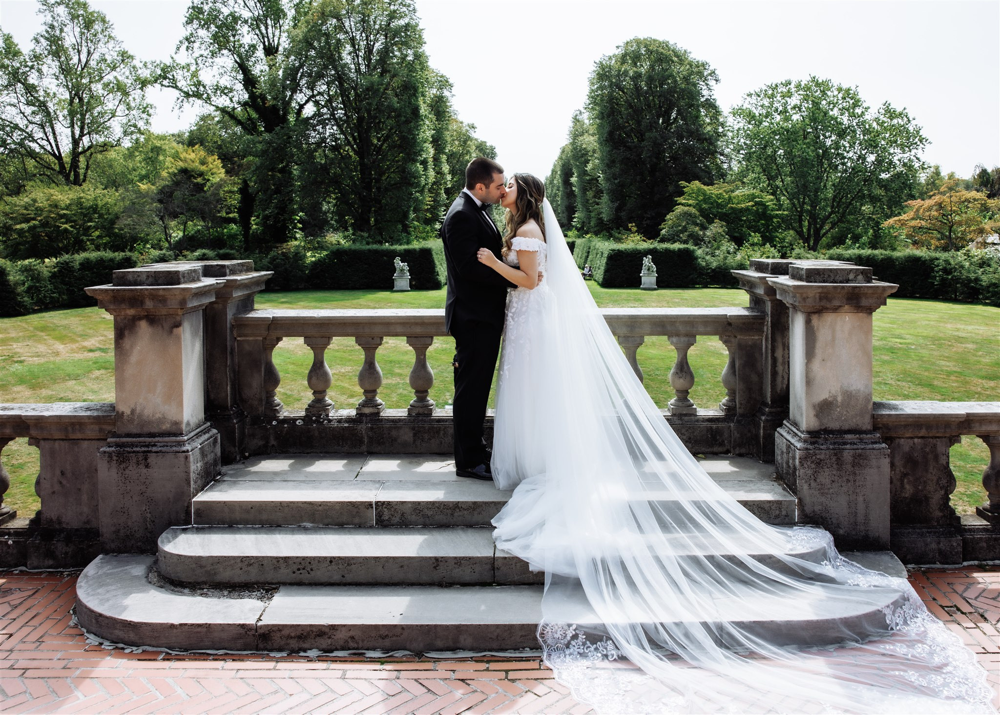 Sepideh and Greg. Wedding and Event photography, Kisses + Veil