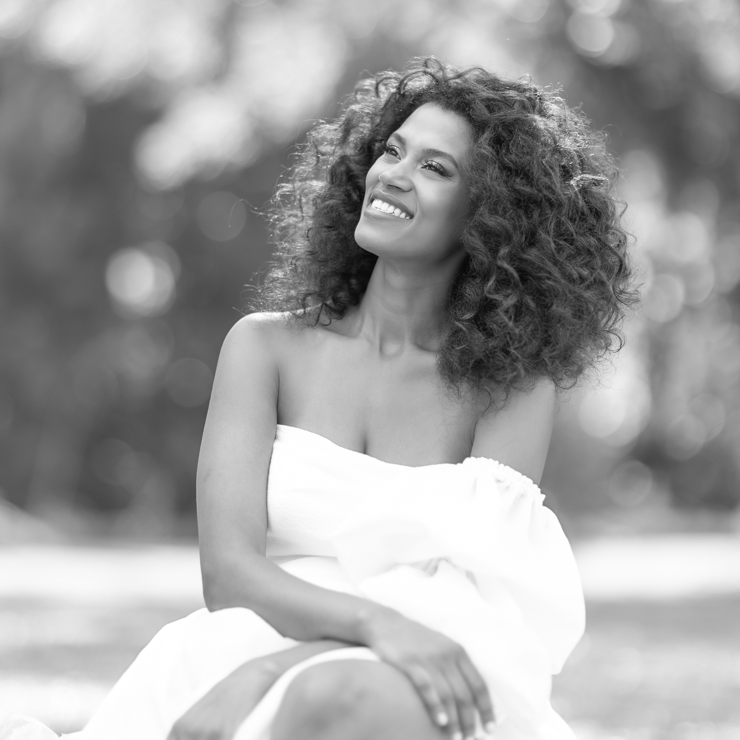 Portraits of the Brides at Spanish Monastery in Miami. Wedding and Event photography, Kisses + Veil