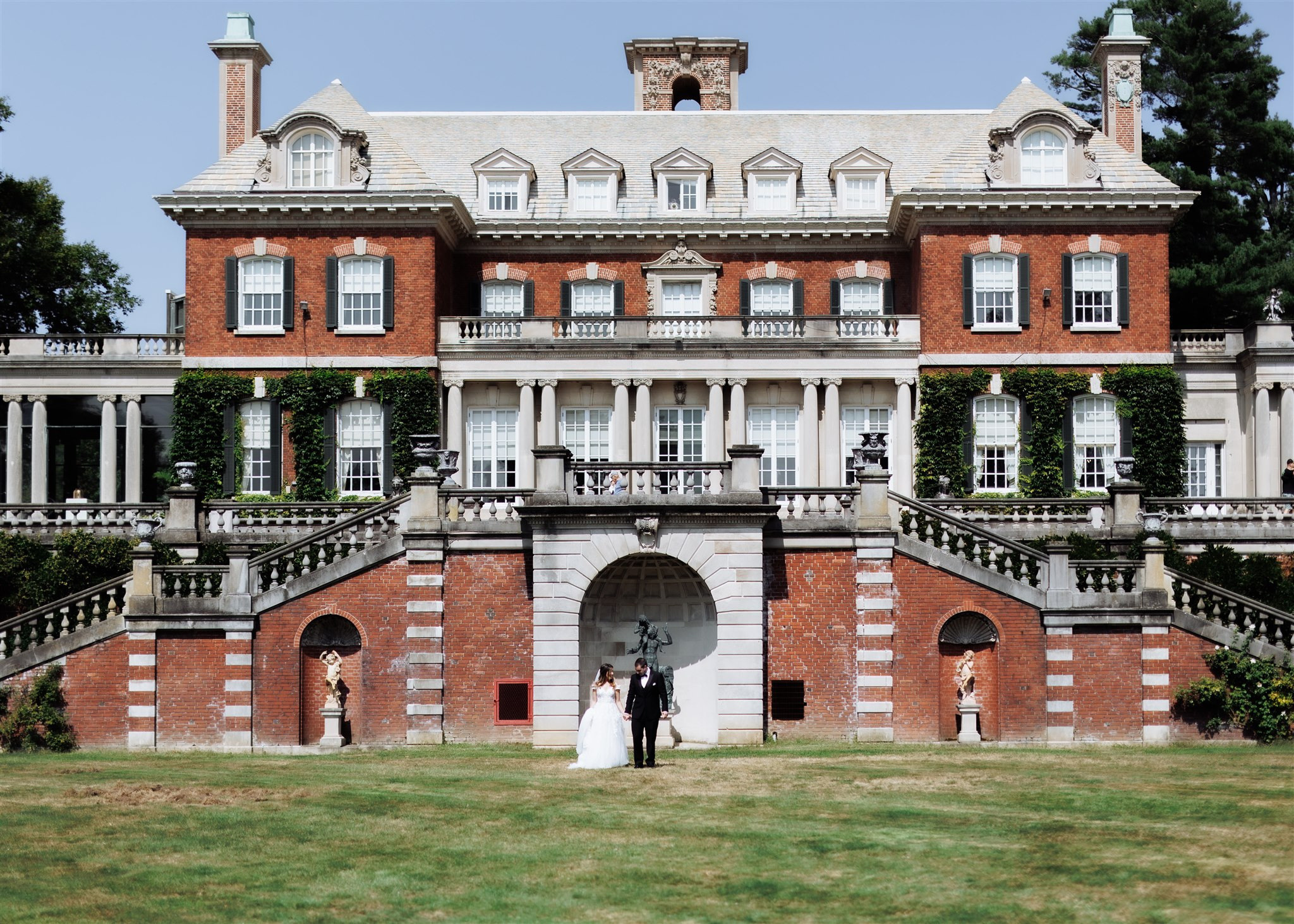 Sepideh and Greg. Wedding and Event photography, Kisses + Veil