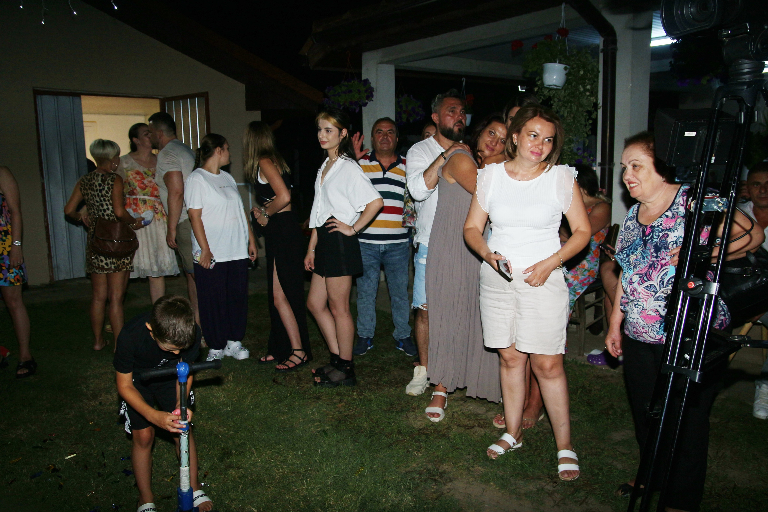 BYZO MEDIA. PETRU BYZO - family and children photographer in ROMANIA