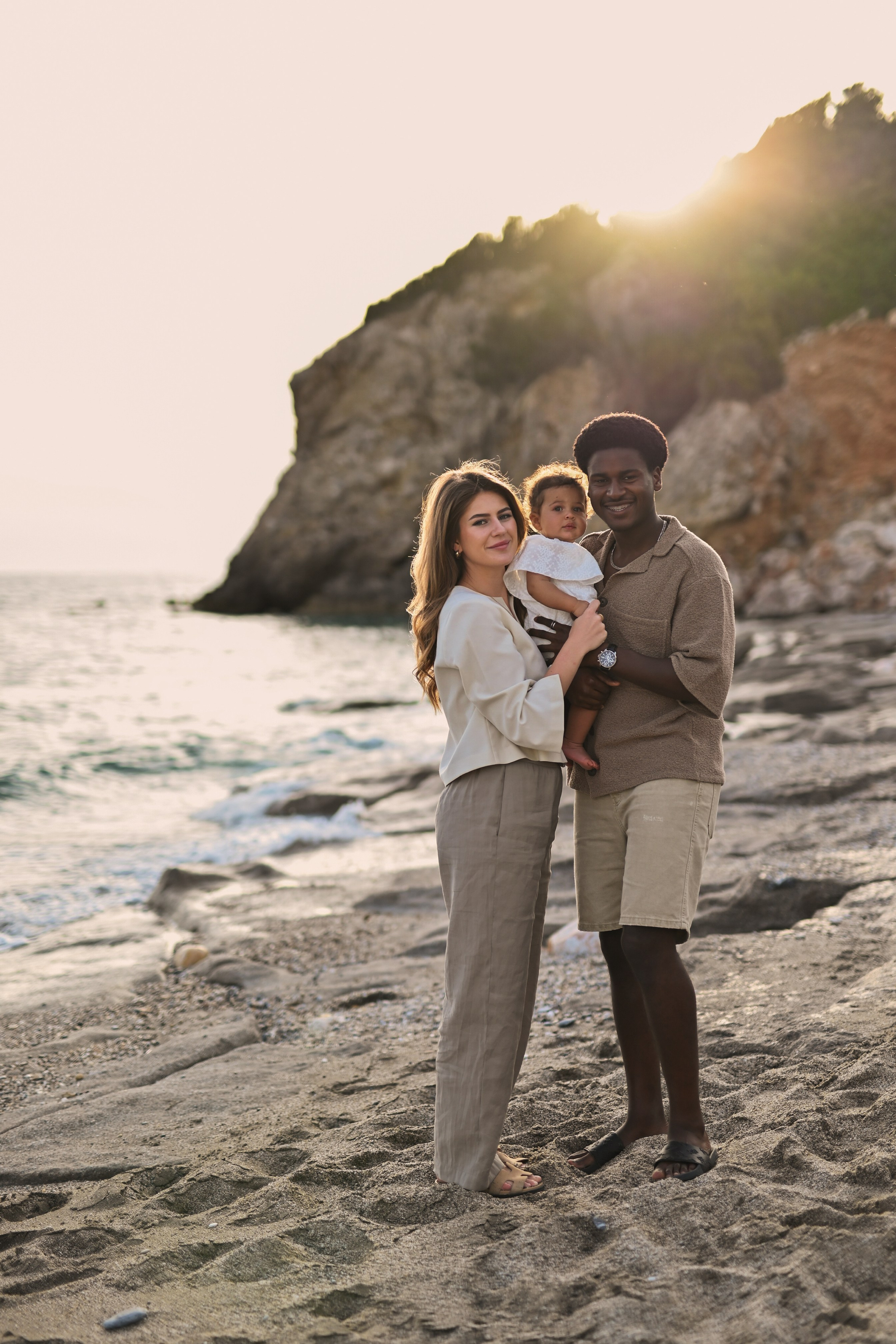 Семейная съемка на пляже Улаш. Фотограф в Алании (Аланье), Сиде, Манавгате. Турция