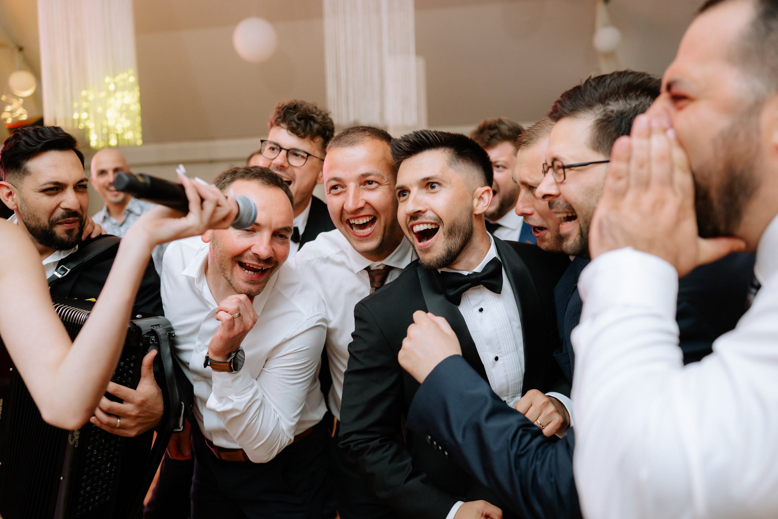 Alina + Gabriel | Liria. Proud Vision Weddings | Wedding Photography & Films — Servicii profesionale Foto Video Nunta Iasi