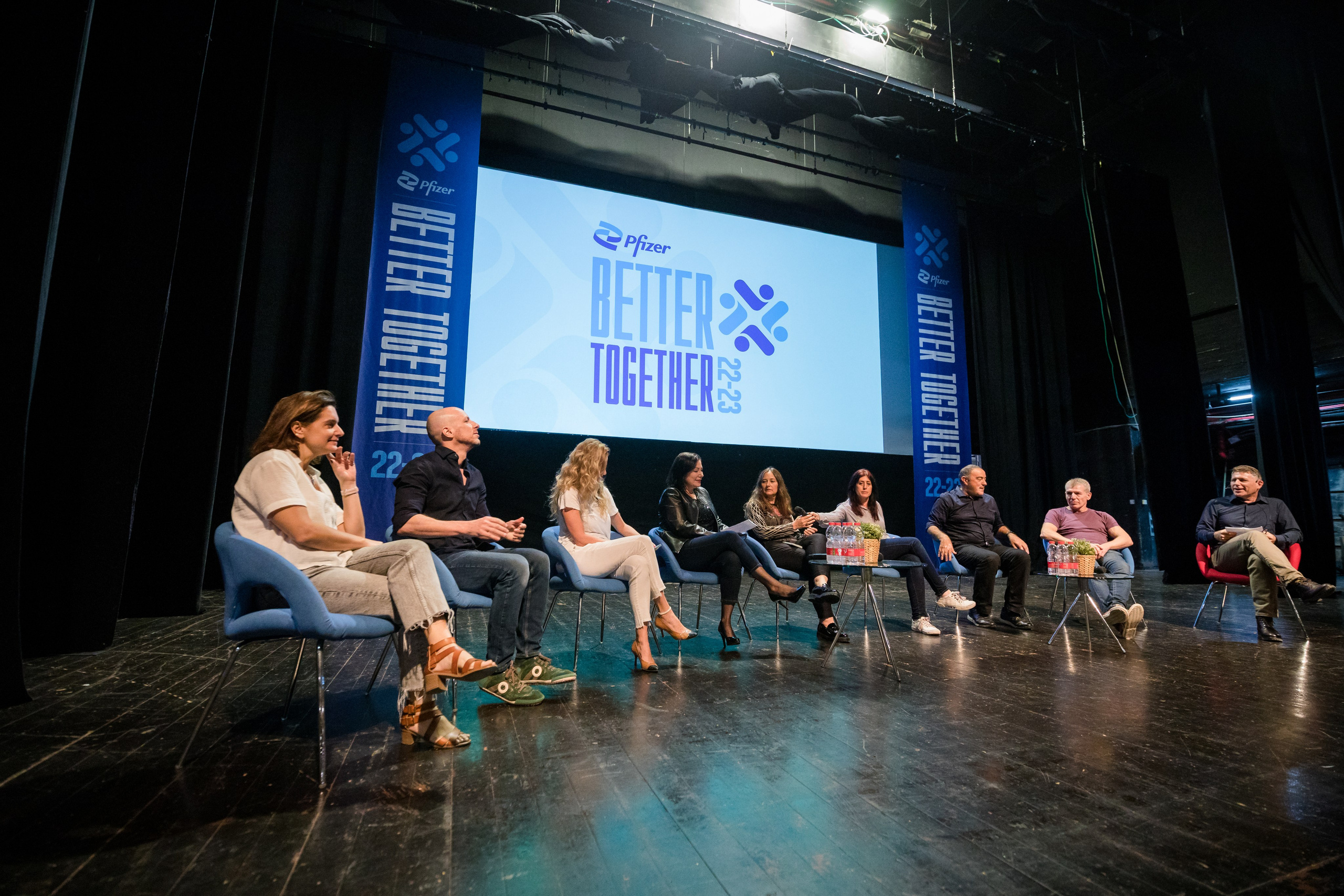 Pfizer. AMIR BUCHNIK PHOTOGRAPHER