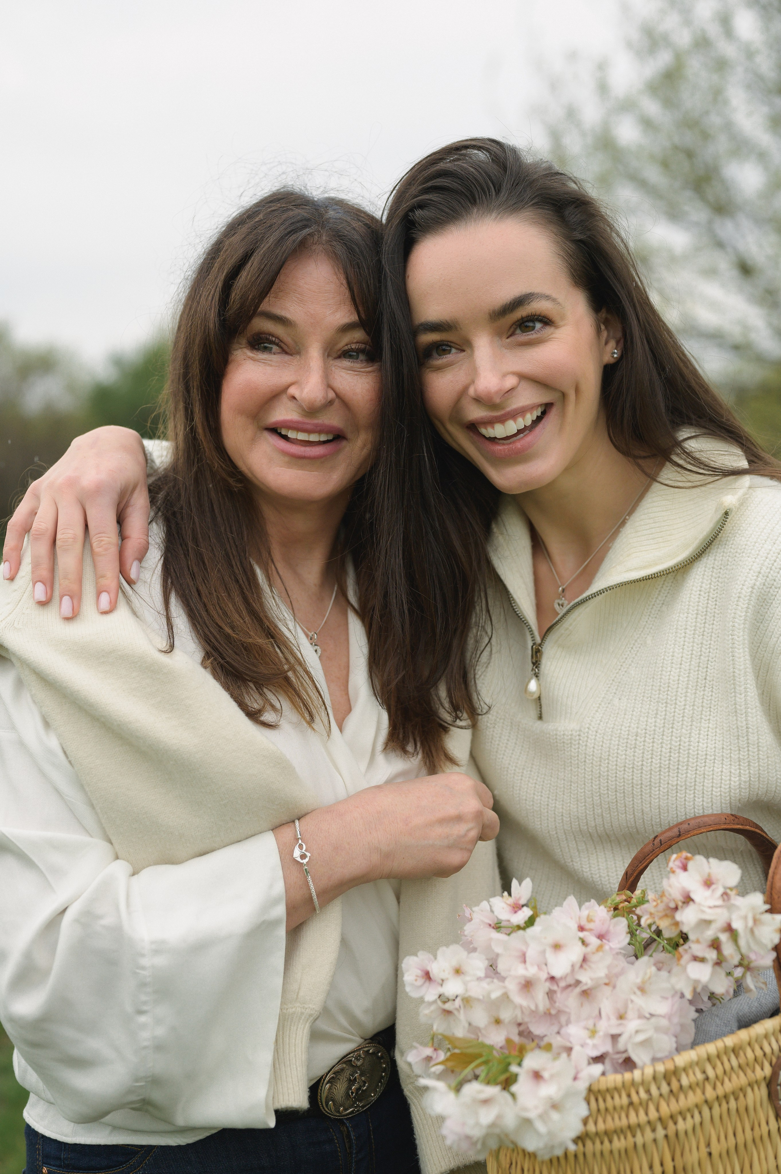 Mother and daughter, 2023. Wedding photographer in Wroclaw Warsaw Krakow Margarita Tuleiko
