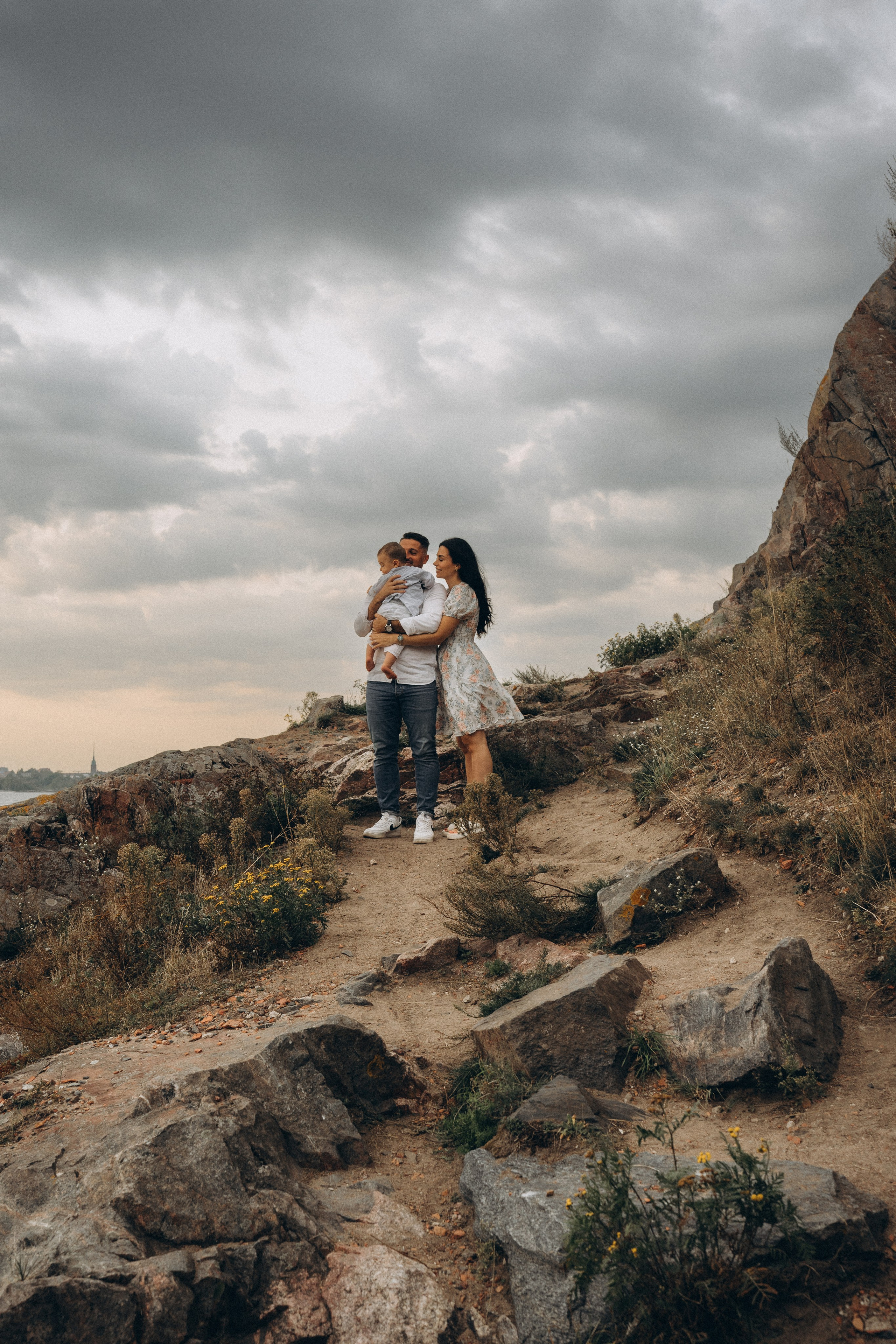 Summer. Wedding and potrait photographer in Helsinki Vickan O