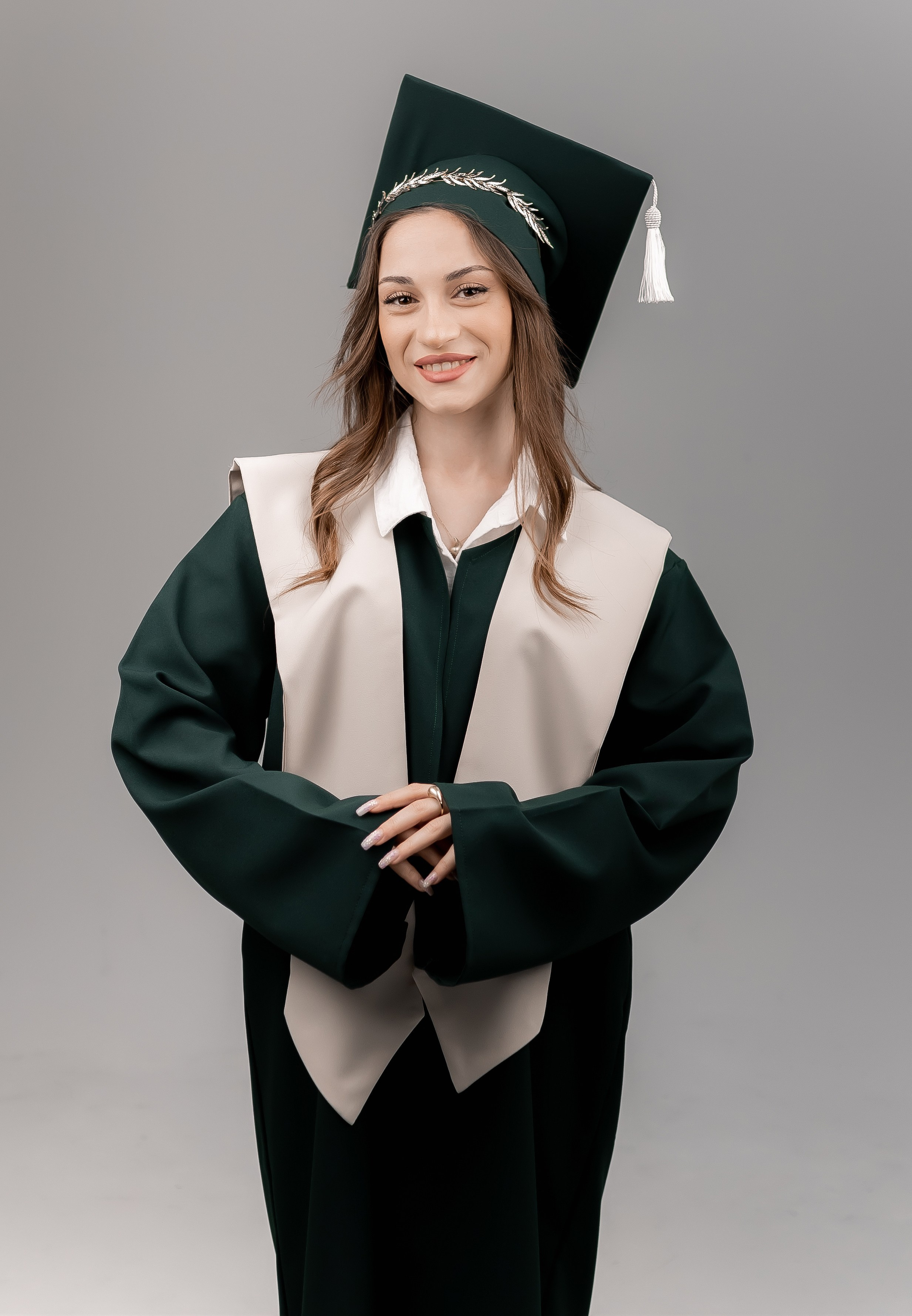 Premium mezun xalati, qara mezun geyimi, ag mezun libasi, qirmizi sarfli mezun paltari, mezun aksesuarlar, mezun papaqlari, mezun lentleri, mezun hediyyeleri, mezun fotosessiya geyimleri, mezun cekilisi ucun geyimler, mezun tedbirleri ucun aksesuarlar, mezun geyimlerinin icare ve satisi, premium mezun libaslari, mezun geyimleri online sifaris, mezun geyimleri Bakida, mezun geyimleri qiymetleri, mezun geyimleri modelleri, Mezun cekilisi, mezun fotosessiyasi, mezun cekilisi ucun geyimler, mezun mantiyasi cekilisi, mezun fotosessiya ideyalari, mezun gunu fotosessiya, mezun xatireleri, mezun papaqlari ile fotosessiya, mezun lentleri ile cekilis, ferdi mezun fotosessiyasi, qrup mezun cekilisi, mezun fotosessiya mekani, mezun ucun ideal cekilis fonlari, mezun fotosessiya aksesuarlari, mezun albomu sekilleri, mezun cekilisi poza ideyalari, universitet mezun fotosessiyasi, kollektiv mezun fotosessiyasi, mezun xalatlari ile cekilis, mezun mantiyasi fotosessiyasi, mezun geyimleri ile professional cekilis, mezun tebrik fotosessiyasi, en yeni mezun cekilis trendləri, mezun fotosessiya xidmetleri, premium mezun cekilisi, mezun cekilisi ucun dekorlar, mezun fotosessiyasi aksesuarlar, mezun gunu en gozel fotolar, mezun cekilisi fotostudiya, bakida mezun fotosessiyasi, xaricde mezun cekilisi, mezun gunune ozel cekilis,Məzun mantiyaları, eksklüziv məzun geyimləri, ağ və qara məzun libasları, məzun üçün xüsusi şarf modelləri, məzun papağı və aksesuarları, fərdi dizayn məzun geyimləri, məzun tədbiri üçün ən yaxşı seçimlər, məzun fotosessiyası üçün ideal libaslar, məzun mərasimi geyimləri, keyfiyyətli məzun mantiyası, rahat və şık məzun geyimləri, məzun üçün lent və tac modelləri, məzun simvolik medalları, icarəyə verilən məzun libasları, məzun geyimlərinin sərfəli qiymətləri, onlayn məzun geyimi sifarişi, məzun paltarı mağazası, dəbli məzun geyimləri, premium məzun mantiyalarının satışı, universitet məzunları üçün mantiyalar, kollektiv məzun geyimləri, məktəb məzunları üçün geyimlər, diplom mərasimi üçün geyimlər, fərqli rəngdə məzun libasları, ən yeni məzun geyimləri, rahat və premium məzun geyimi seçimləri, Bakıda məzun geyimi mağazası, məzun üçün ən yaxşı libaslar, məzun dünyası, mezun dunyasi, mezun geyimleri