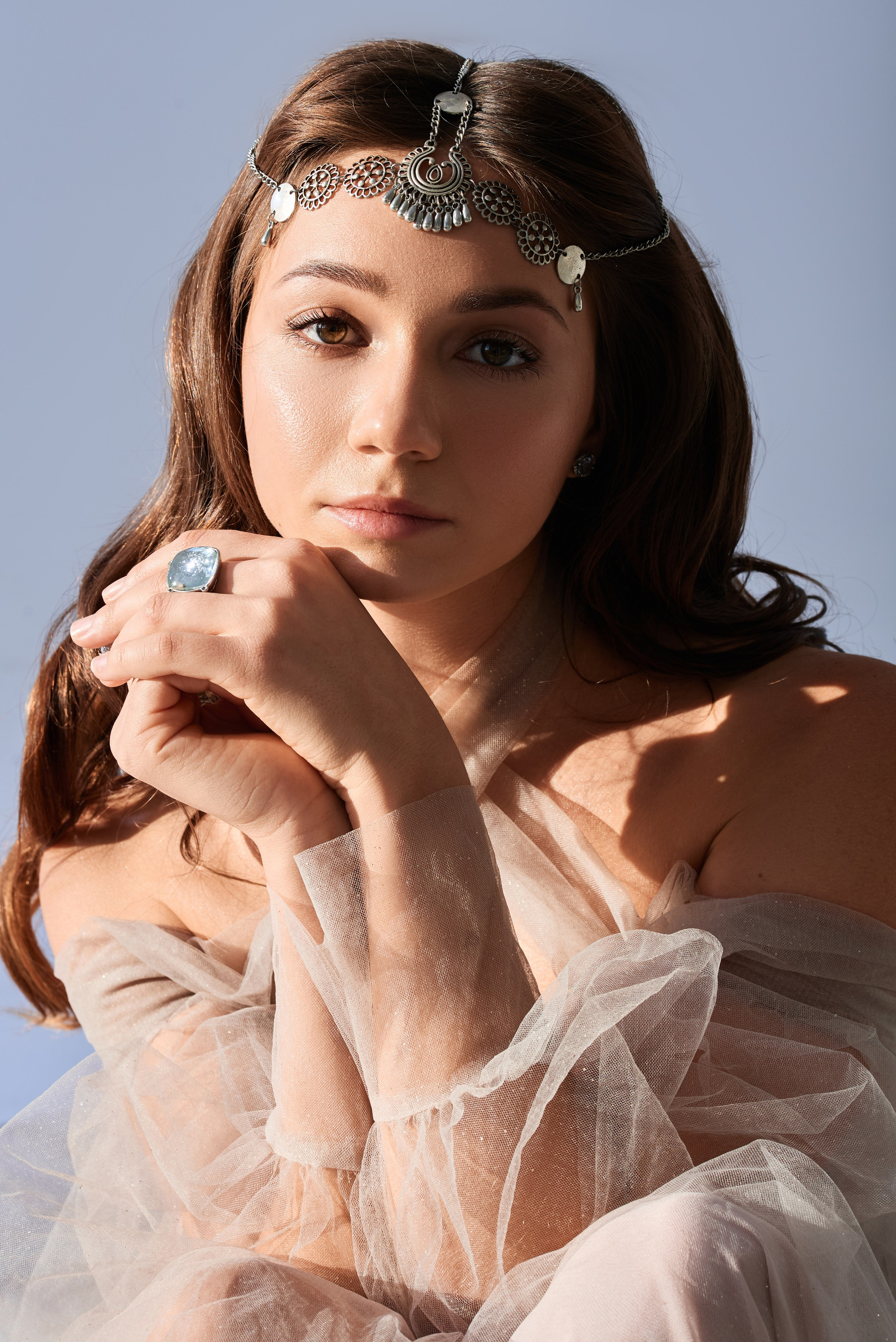 Kreatywna sesja zdjęciowa z skrzydłami i dymem dla Oriany | Fotografia artystyczna. Portrait & Fashion Photographer | Сannes, Paris, Monaco, Dubai, Kyiv — - Alisa Postnykova