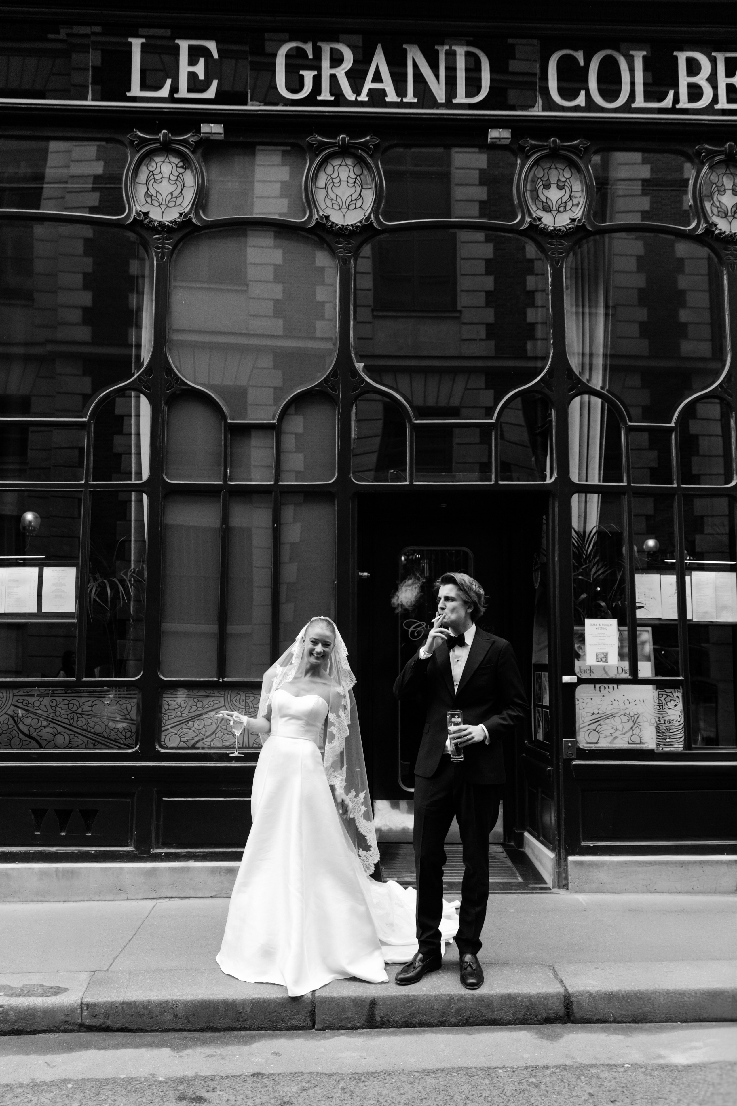 Clara & Douglas | Wedding Photography in Paris. Paris Wedding Photographer