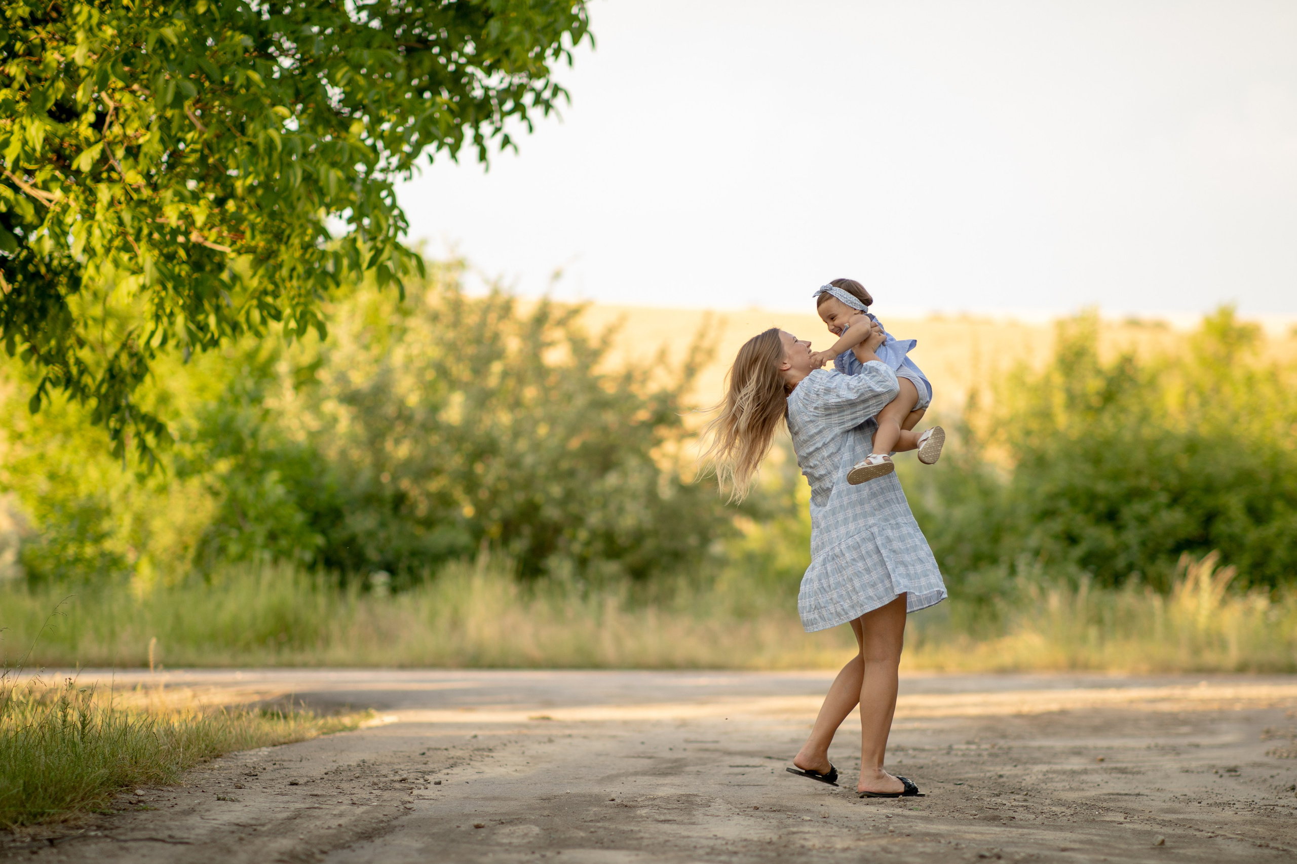 Family photo Maria si Elenica. N.D.photograph - fotograf de familie și portrete în Republica Moldova