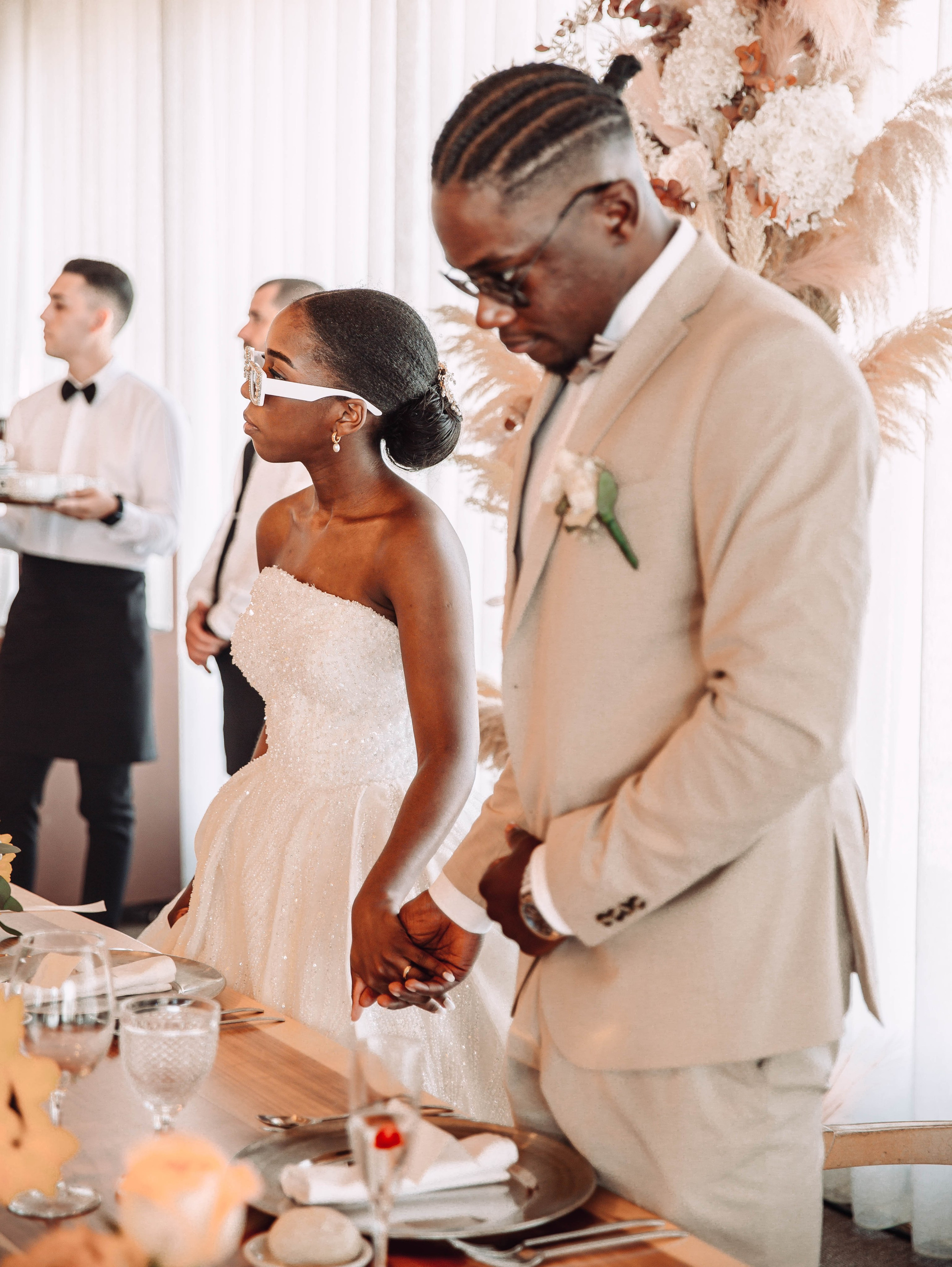 Kuselia & Kaleb. Fazemos o seu casamento ser lembrado por gerações