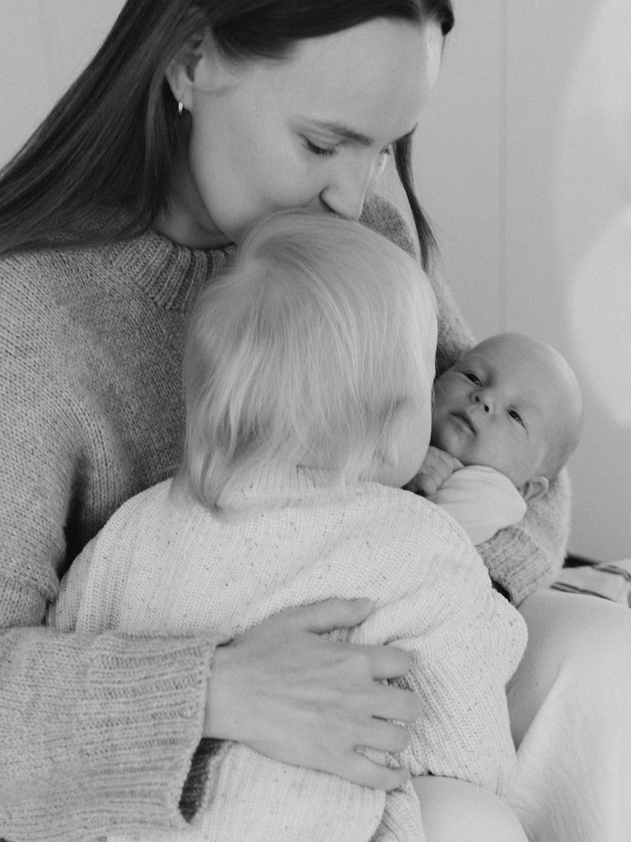 Henni’s family. Kristina, portrait and family photographer in Helsinki