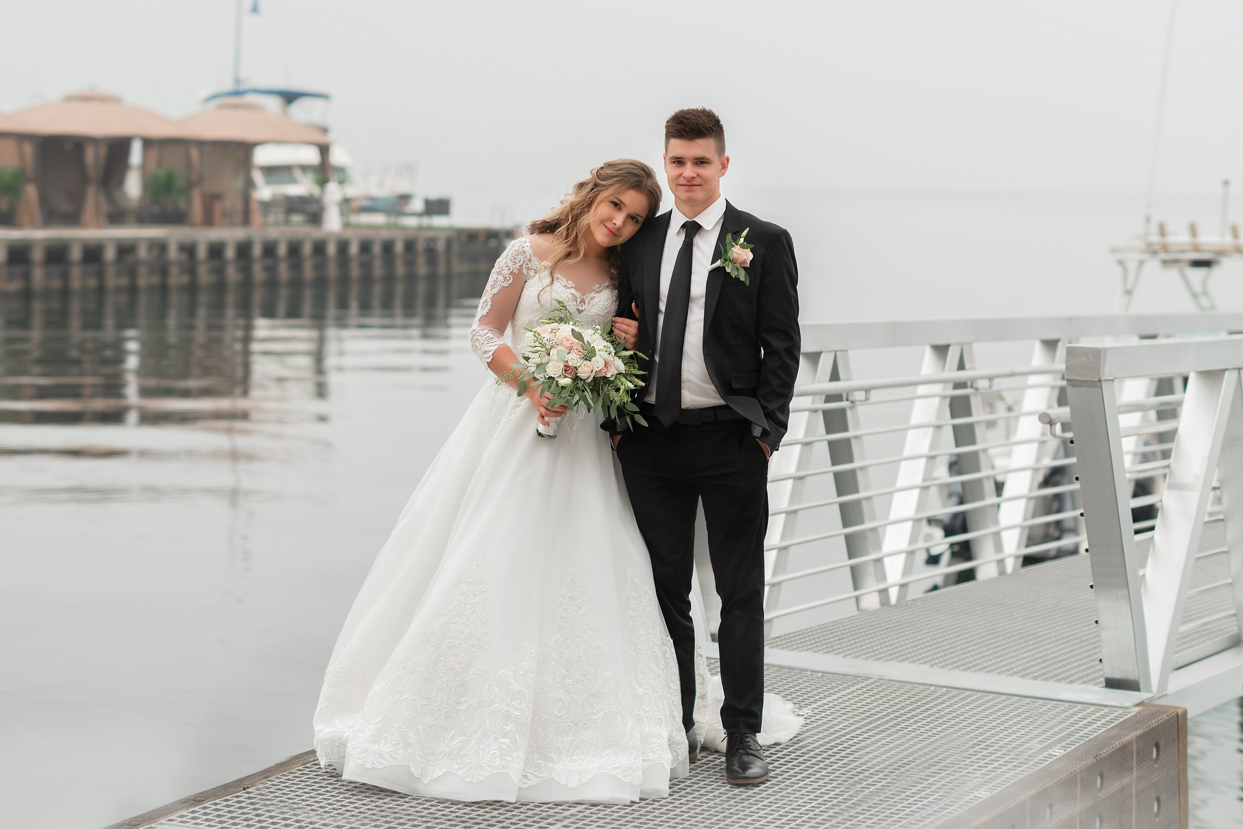 Weddings. Wedding & family photography in Seattle area. Helen Michelle photographer