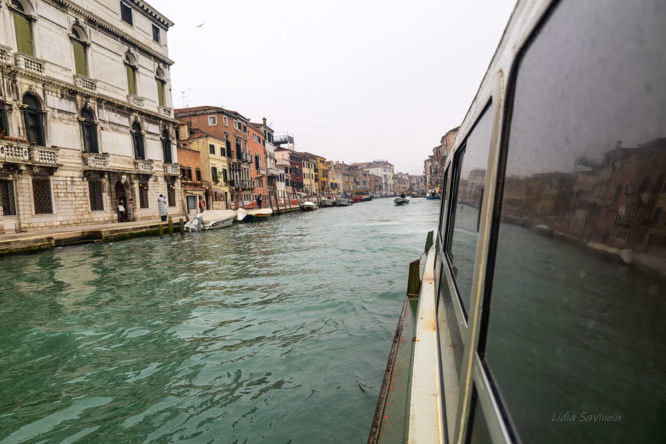 Veneția. Fotograf. Lucrez cu oameni, produse și spații. Portret și fotografie creativă. Bacău, România. Lidia Savinoiu