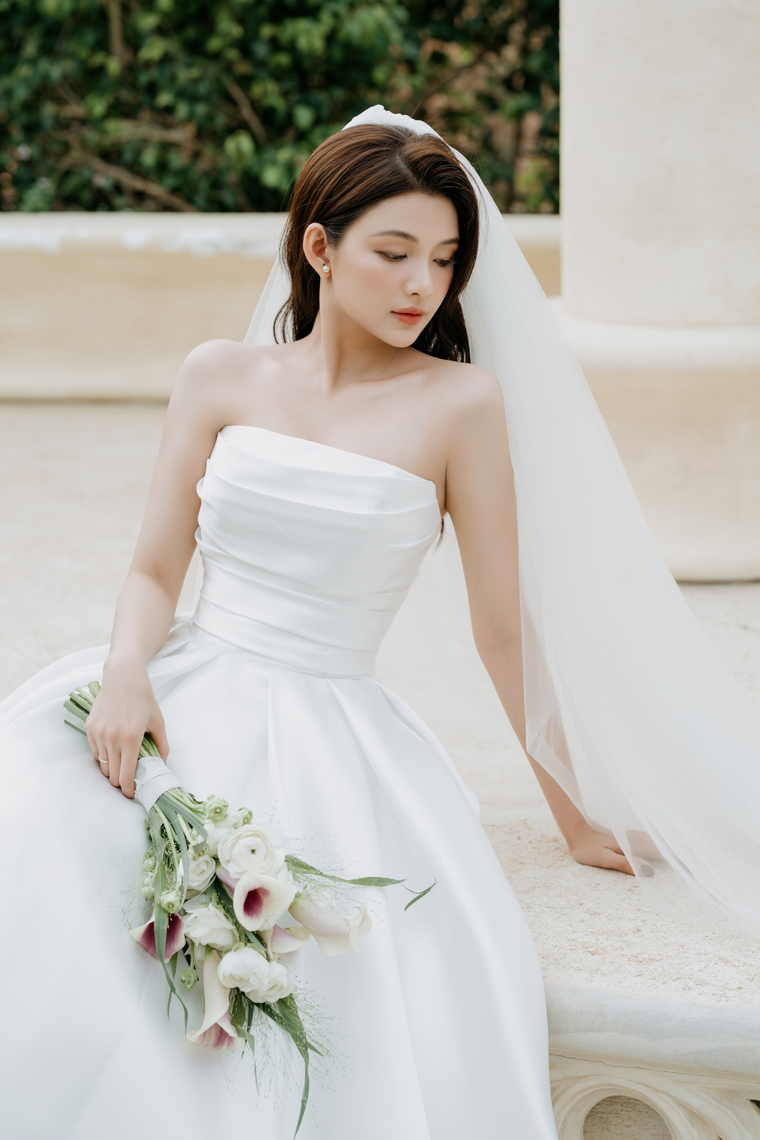 THU & NHU / An garden. Saigon Wedding Present | Art Beyond Moments