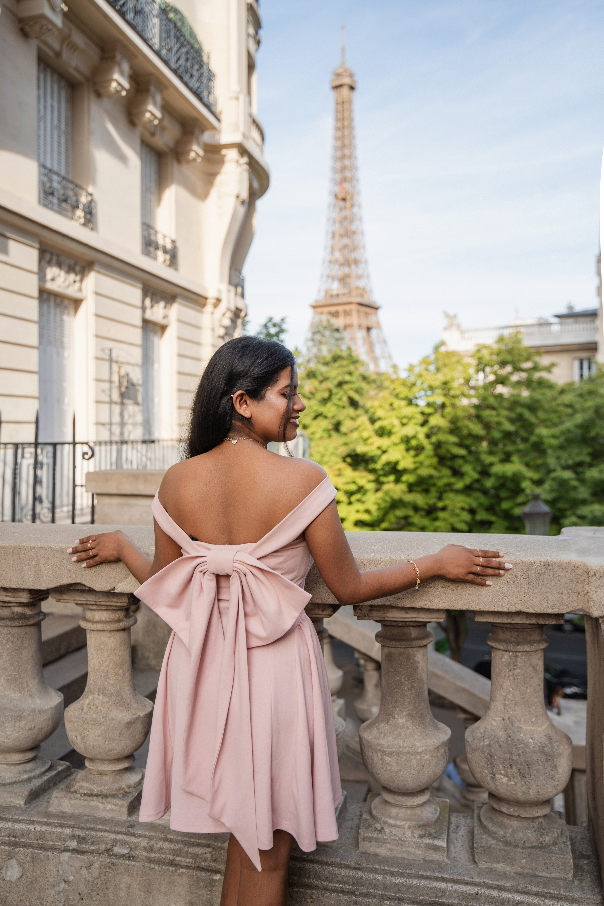 Richa (1 hour). Photographer in Paris|Solo and groups, portraits & content, couples photo-shoot in Paris at the best locations