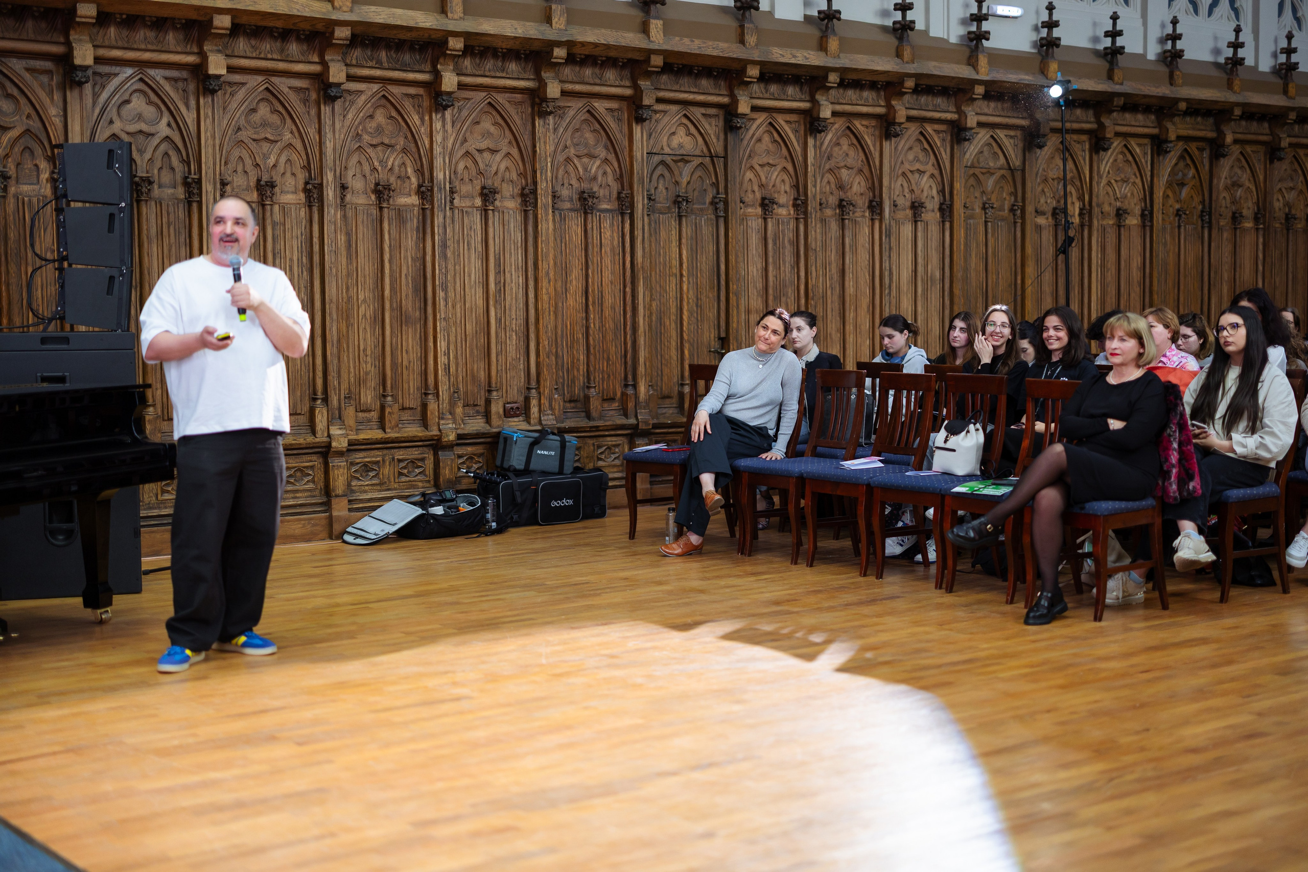 Neuro Atipic. Marius Ciocan