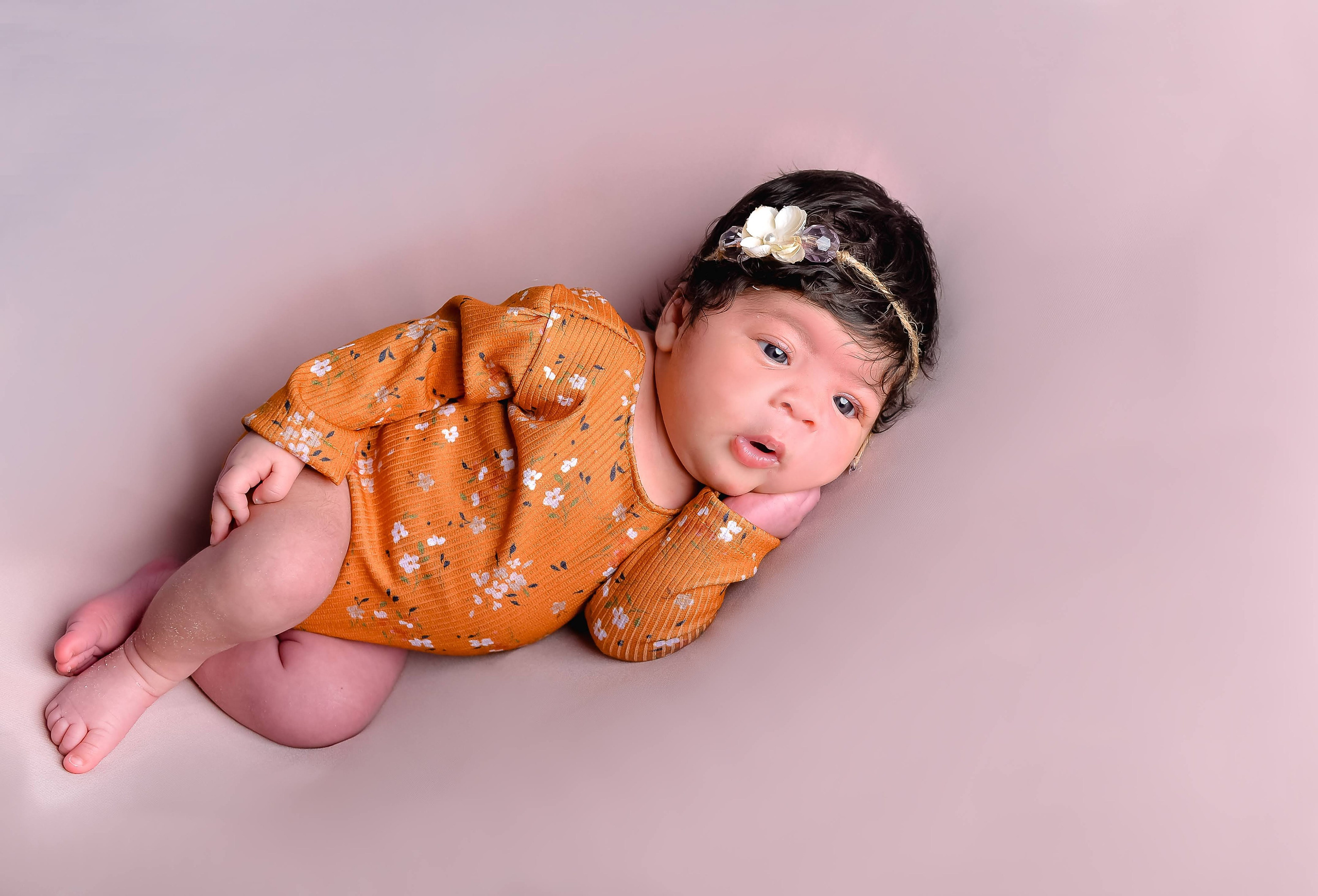 Newborn Estúdio. Estúdio Gustavo Bueno