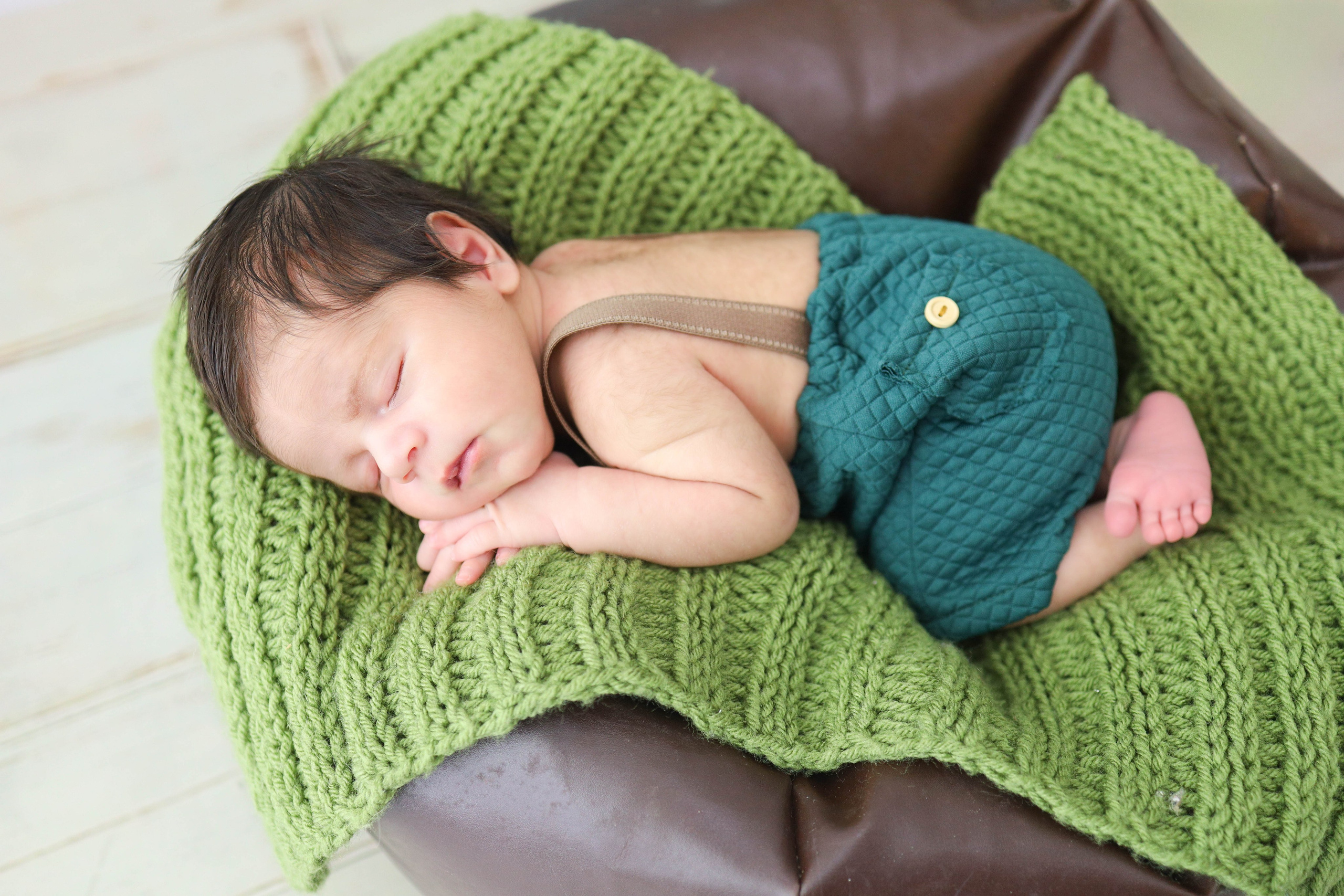 Newborn Estúdio. Estúdio Gustavo Bueno