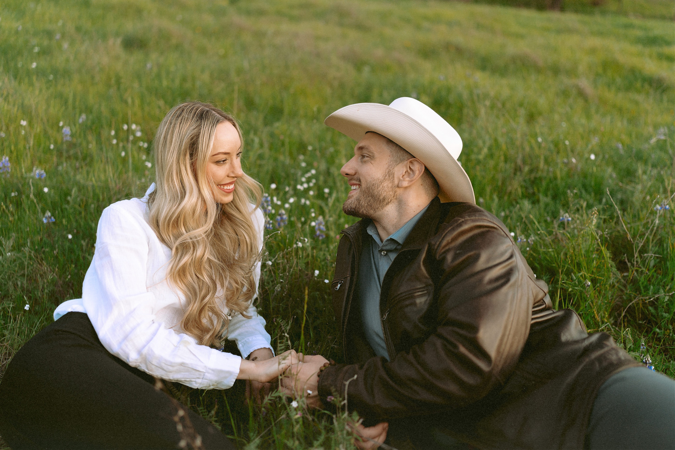 Engagement with Horses, Napa, Northern California. Wedding Photography & Videography Team in California, Los Angeles, San Francisco, San Diego and Travel
