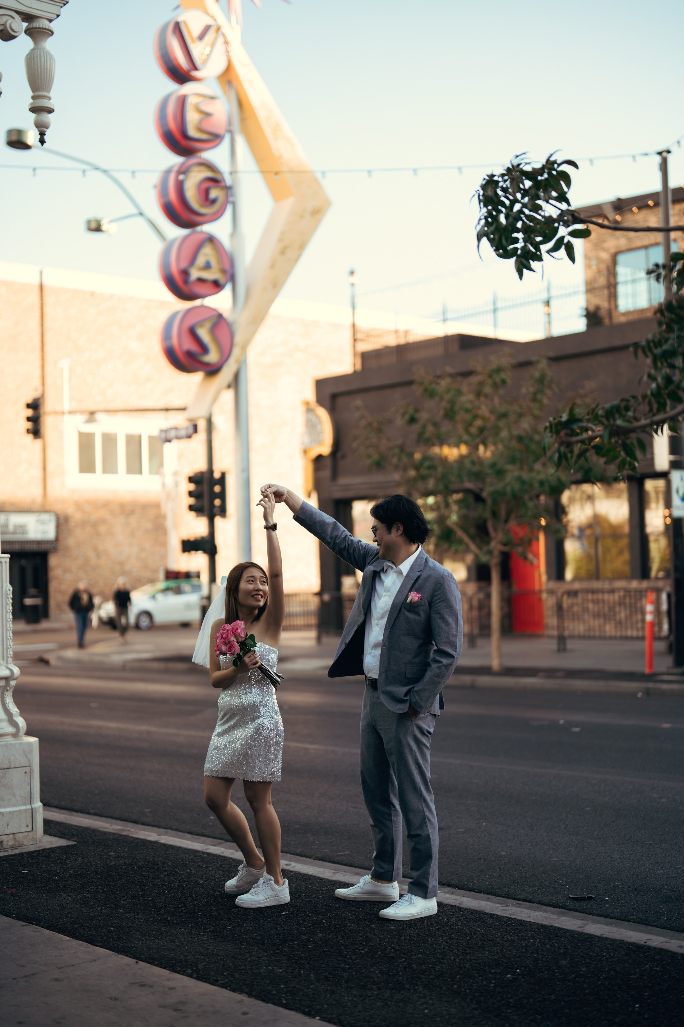 Yee Po& Jit. Wedding & elopement photographer Viktoriya Kravtsov. Las Vegas