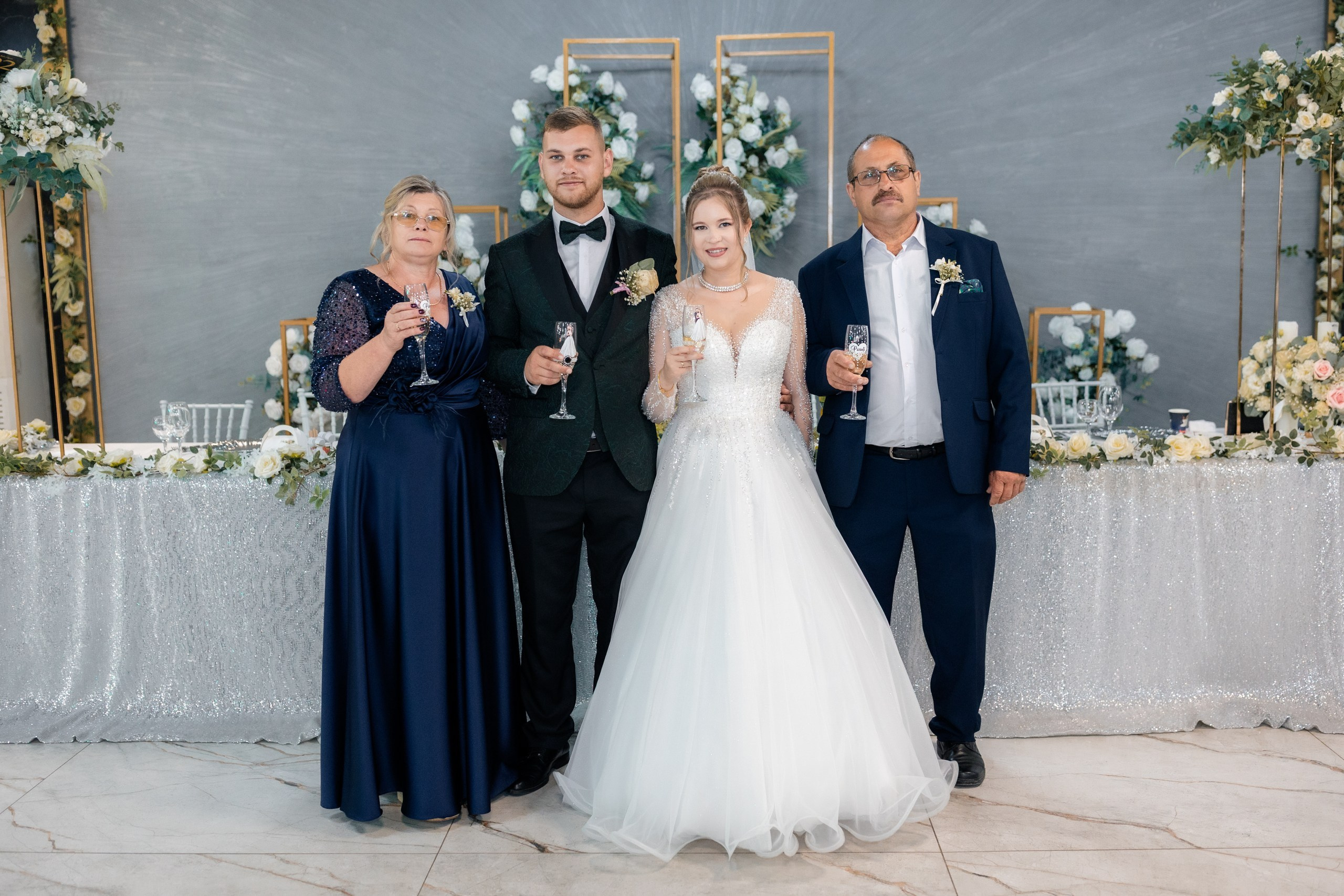 * fotograf stare civilă Siret* fotograf Bucovina* fotograf nuntă Suceava* fotograf Iași Botoșani* stare civilă tradițională* ie românească nuntă* AlinoFotoStudio* fotograf Andrei și Andreea- Alin Chirilă fotograf – stare civilă Siret, Suceava, Andrei și Andreea în ie tradițională, poveste spusă prin fotografiefotograf stare civilă Siret Suceava Alin Chirilă – miri îmbrăcați în costum tradițional bucovineanAlin Chirilă fotograf nuntă Siret Suceava – stare civilă autentică în Bucovina, emoții realefotograf Siret Suceava Alin Chirilă – Andrei și Andreea la starea civilă în ie tradiționalăstare civilă Siret fotograf Alin Chirilă – cadre naturale cu miri în costum popular din Bucovinafotograf nuntă Siret Suceava Alin Chirilă – povestitor prin fotografie, moment emoționant la starea civilăAlin Chirilă fotograf stare civilă Siret – iubire autentică surprinsă în stil documentarfotograf Bucovina Siret Alin Chirilă – stare civilă în ie tradițională, cadre pline de emoțieAlin Chirilă fotograf Suceava – Andrei și Andreea spun DA la starea civilă în Siretfotograf stare civilă Suceava Siret Alin Chirilă – poveste de iubire în stil tradițional românesc - Alin Chirilă fotograf profesionist, AlinoFotoStudio, fotograf evenimente Siret, Suceava County, Iași, Bacău County, Botoșani, Neamț County, fotograf nunți, botezuri, cununii civile, portrete și momente autentice surprinse elegant.- Alin Chirilă surprinde momente elegante de nuntă și evenimente speciale prin AlinoFotoStudio, fotograf disponibil în Siret, Suceava County, Iași, Bacău County, Botoșani și Neamț County, specializat în nunți, botezuri și cununii civile. - Alin Chirilă fotograf profesionist, AlinoFotoStudio, fotograf nuntă și evenimente în Siret, Suceava, Iași, Bacău, Botoșani și Piatra Neamț, fotograf nunți, botezuri, cununie civilă, ședințe foto, trash the dress, logodnă, familie, portrete și fotografii autentice. - AlinoFotoStudio by Alin Chirilă, fotograf evenimente premium în Suceava County, Iași County, Bacău County, Botoșani County și Neamț County, fotograf de familie, fotograf ceremonii religioase, petreceri și momente emoționante. - Alin Chirilă fotograf, povestitor prin fotografie, servicii foto profesionale pentru mireasă, mire, pregătiri nuntă, biserică, restaurant, valsul mirilor, tradiții românești și amintiri de neuitat în Moldova.