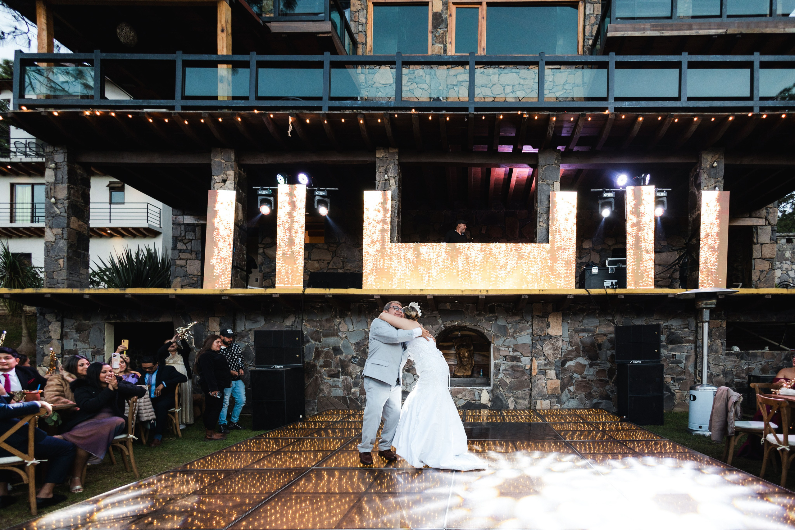 Mariana y Brandon. Eduardo Barrientos Fotografía
