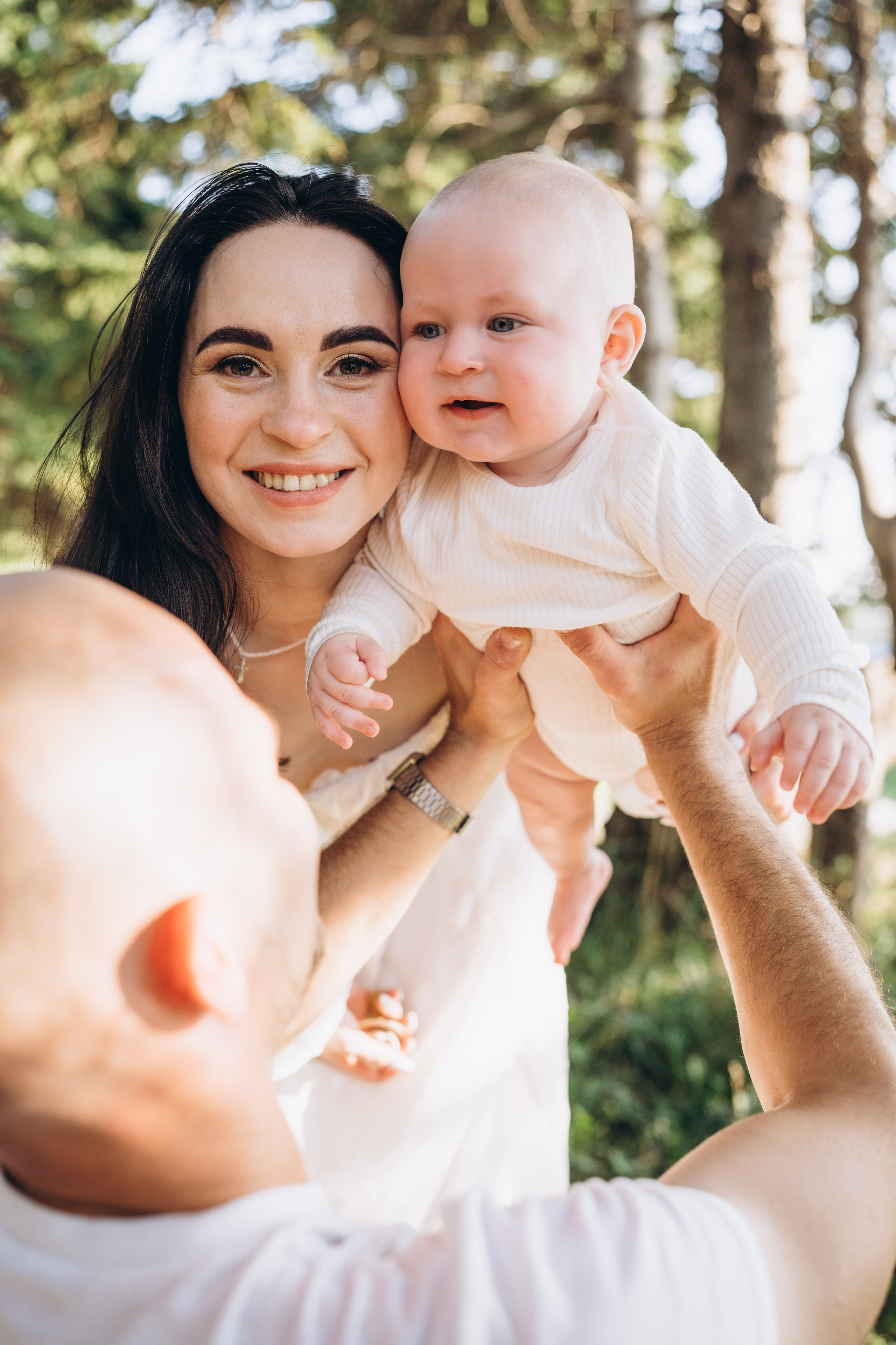 Masha & fam. Calgary Wedding & Lifestyle Photographer — Yevhen Polishchuk