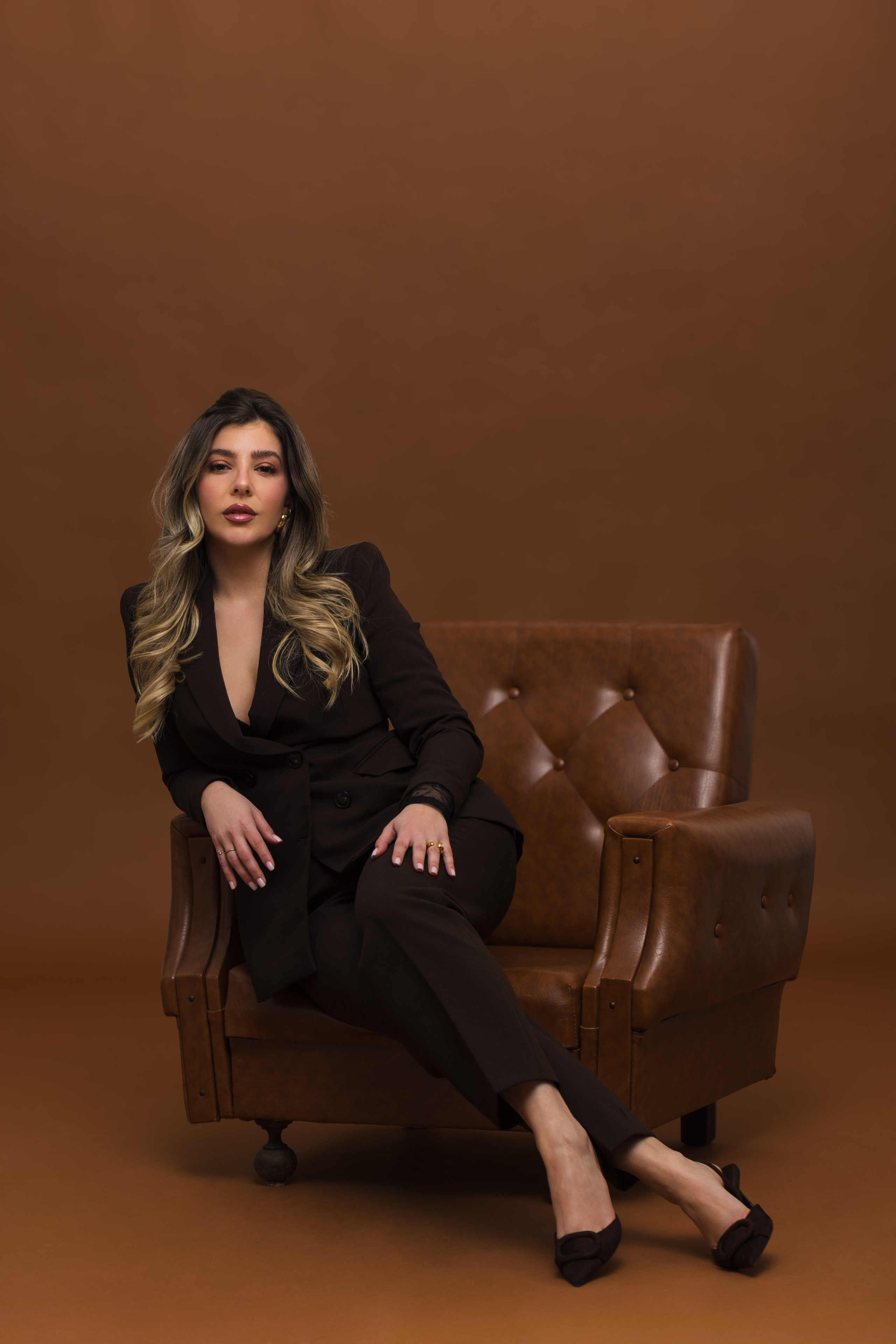 CORPORATE. ESTUDIO DOZE