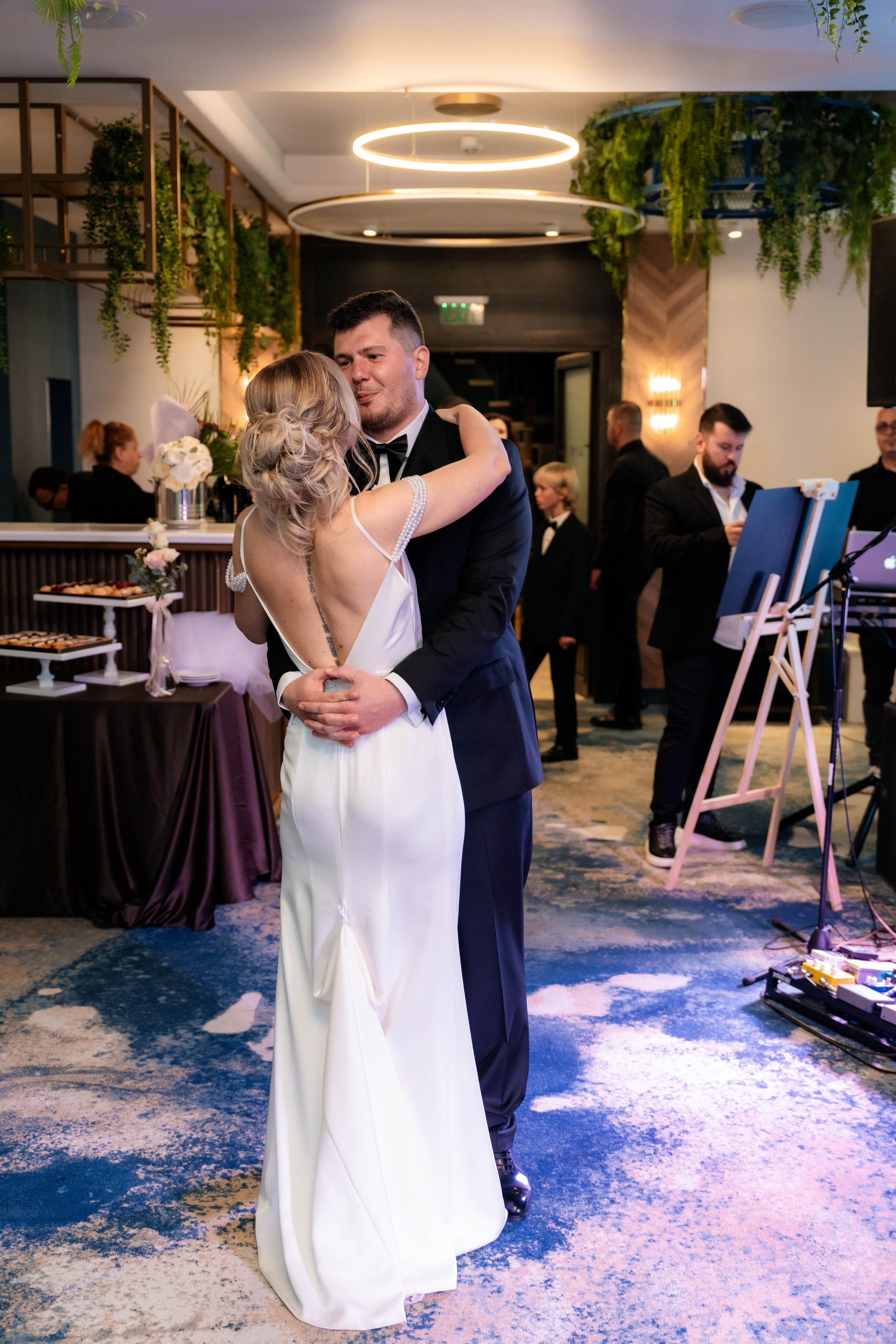 Madisson & Alex. Destination Wedding Photographer Alex Pasarelu