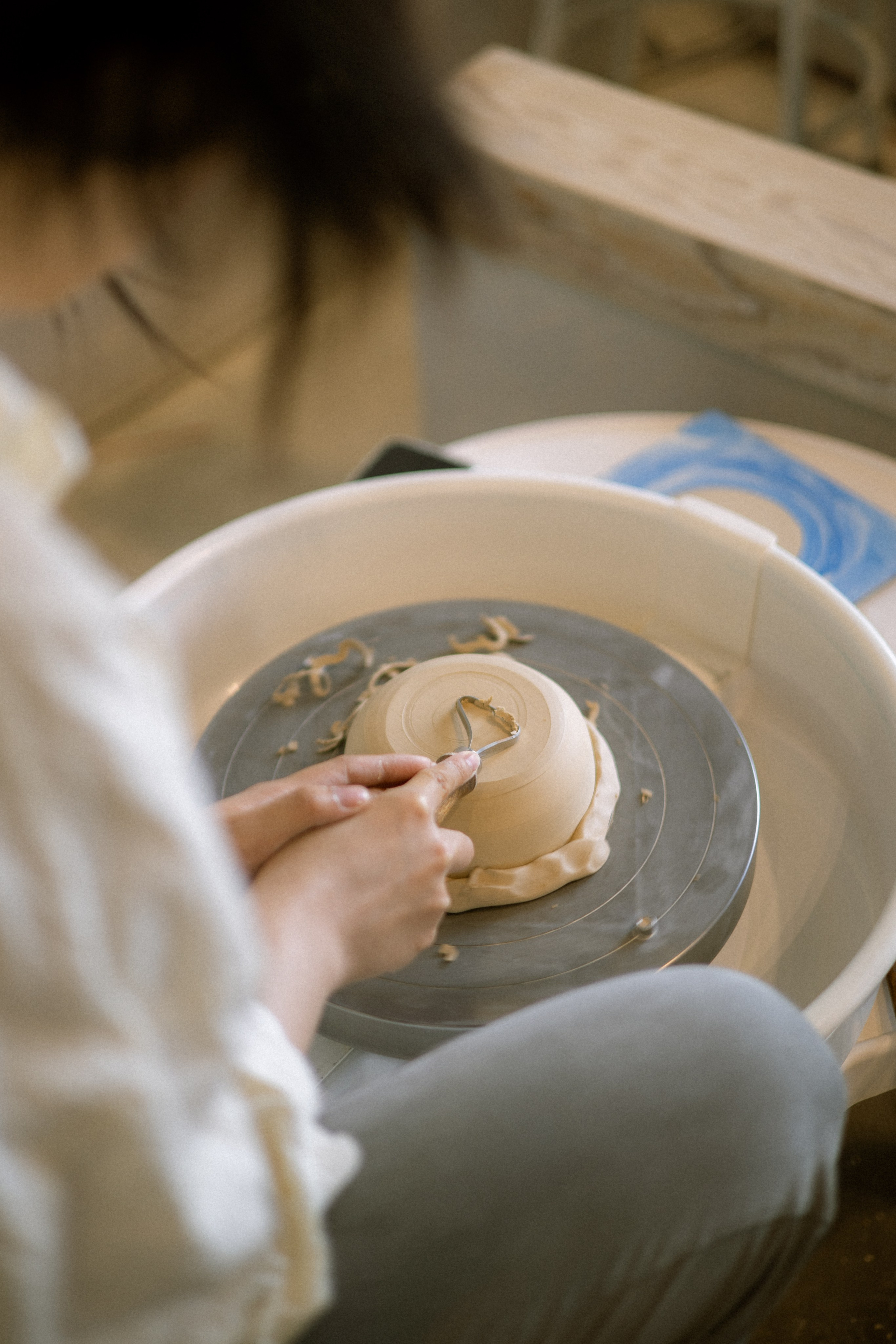 Pottery Studio Session | Throw Clay LA Studio. Photographer in Los Angeles. Julia Ishmuratova