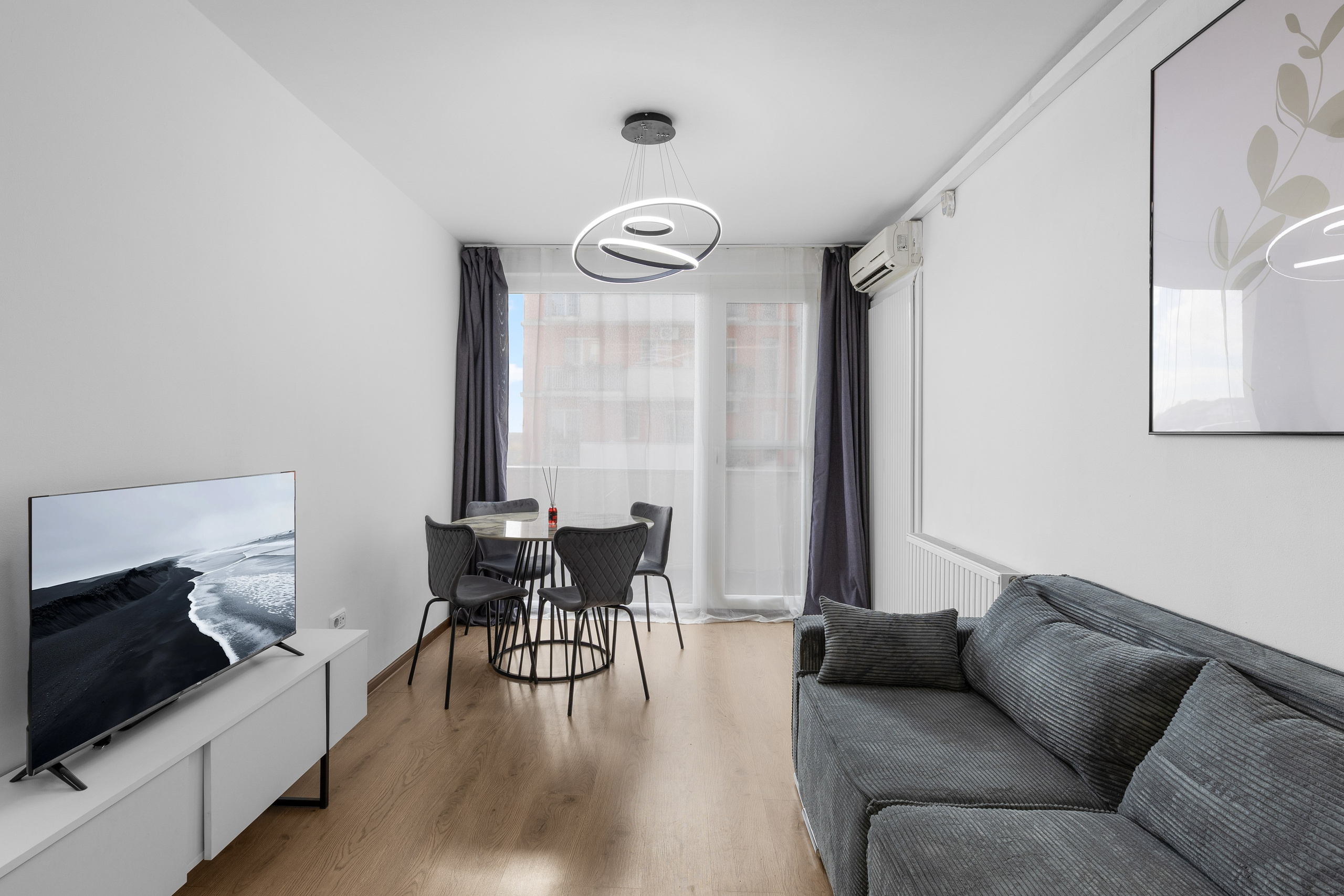 INTERIOR - REALESTATE. Samuel Ciobanu