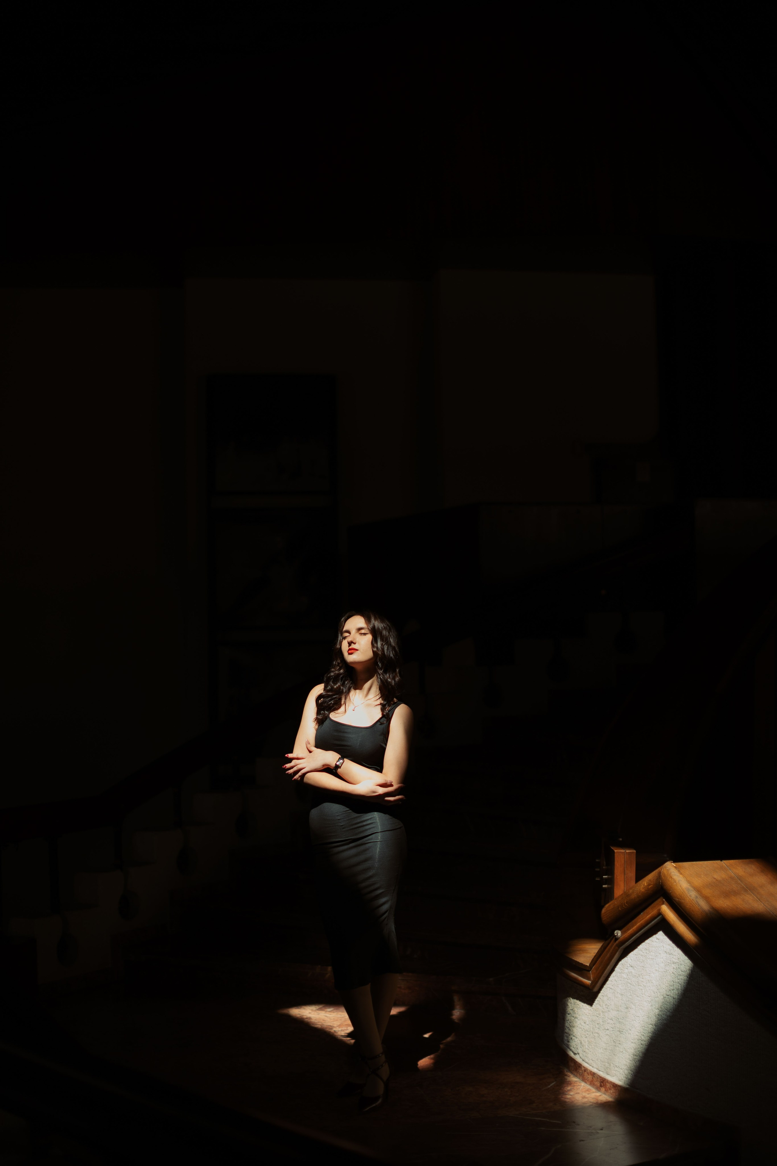 12C — Unirea. Contrast Studio