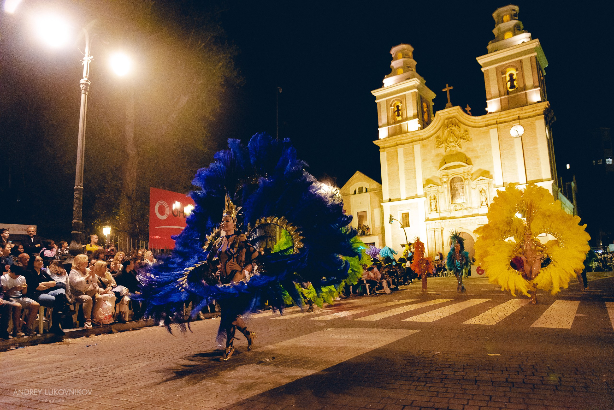 Photo report from the night carnival in Murcia | Reportage photographer Andrey Lukovnikov