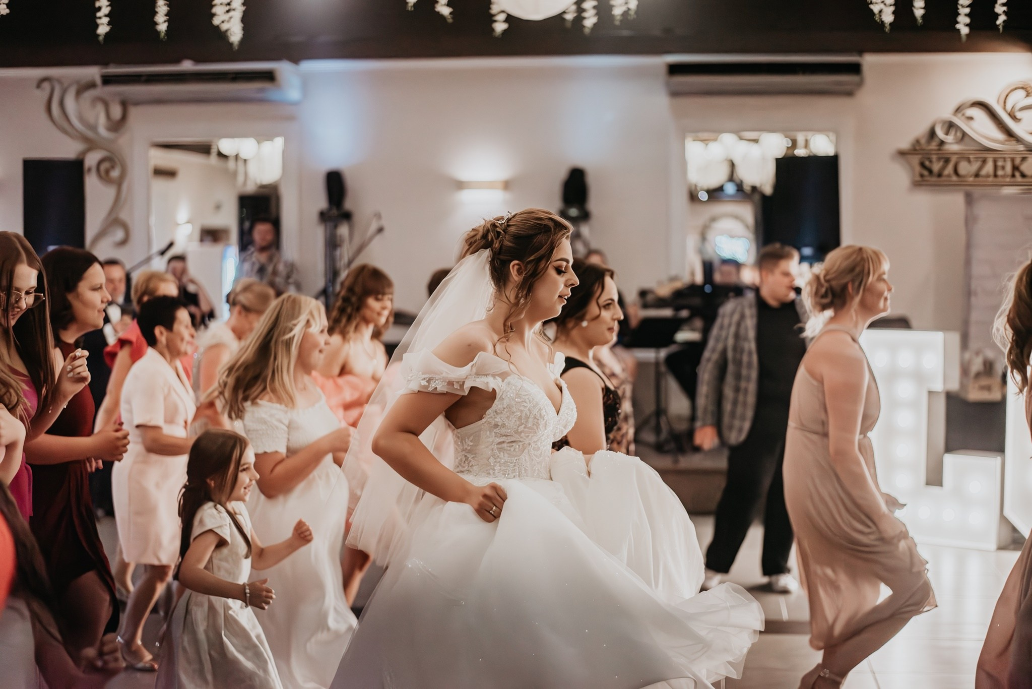 Weronika & Kamil. Dominika Strachacka Fotografia | Fotograf ślubny i rodzinny Opole Lubelskie Lublin