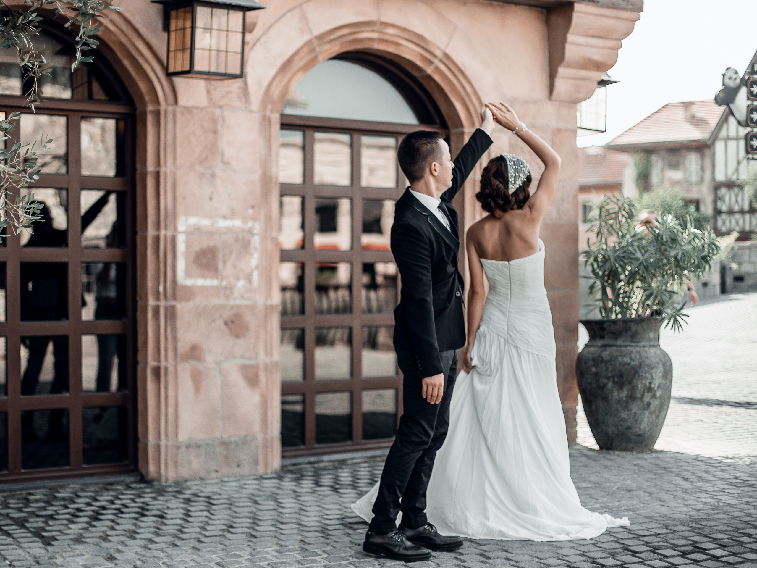 Prewedding photoshoot in Dubai. Wedding female photo and video studio in UAE