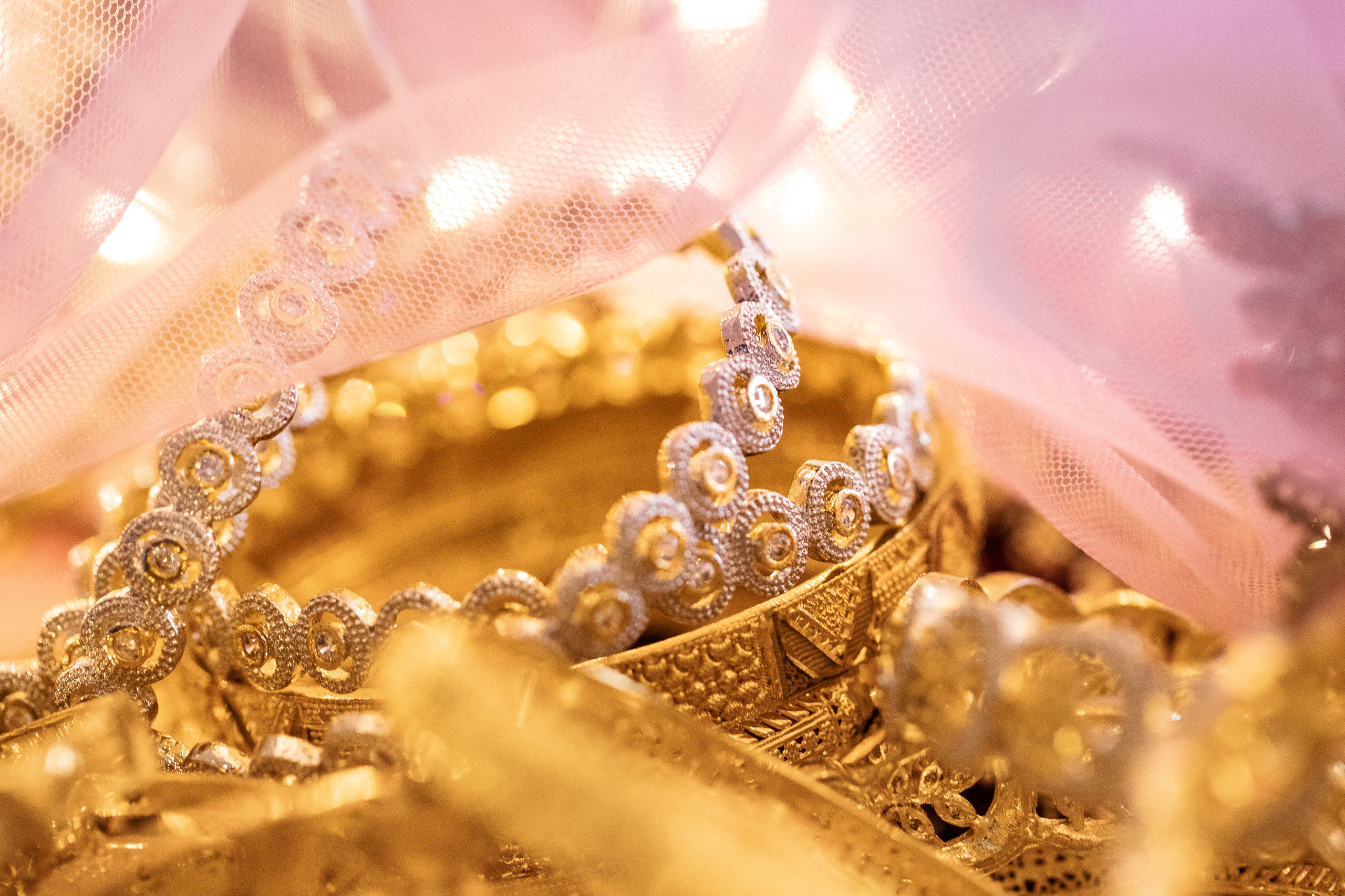 Indian Wedding in UAE. Wedding female photo and video studio in UAE