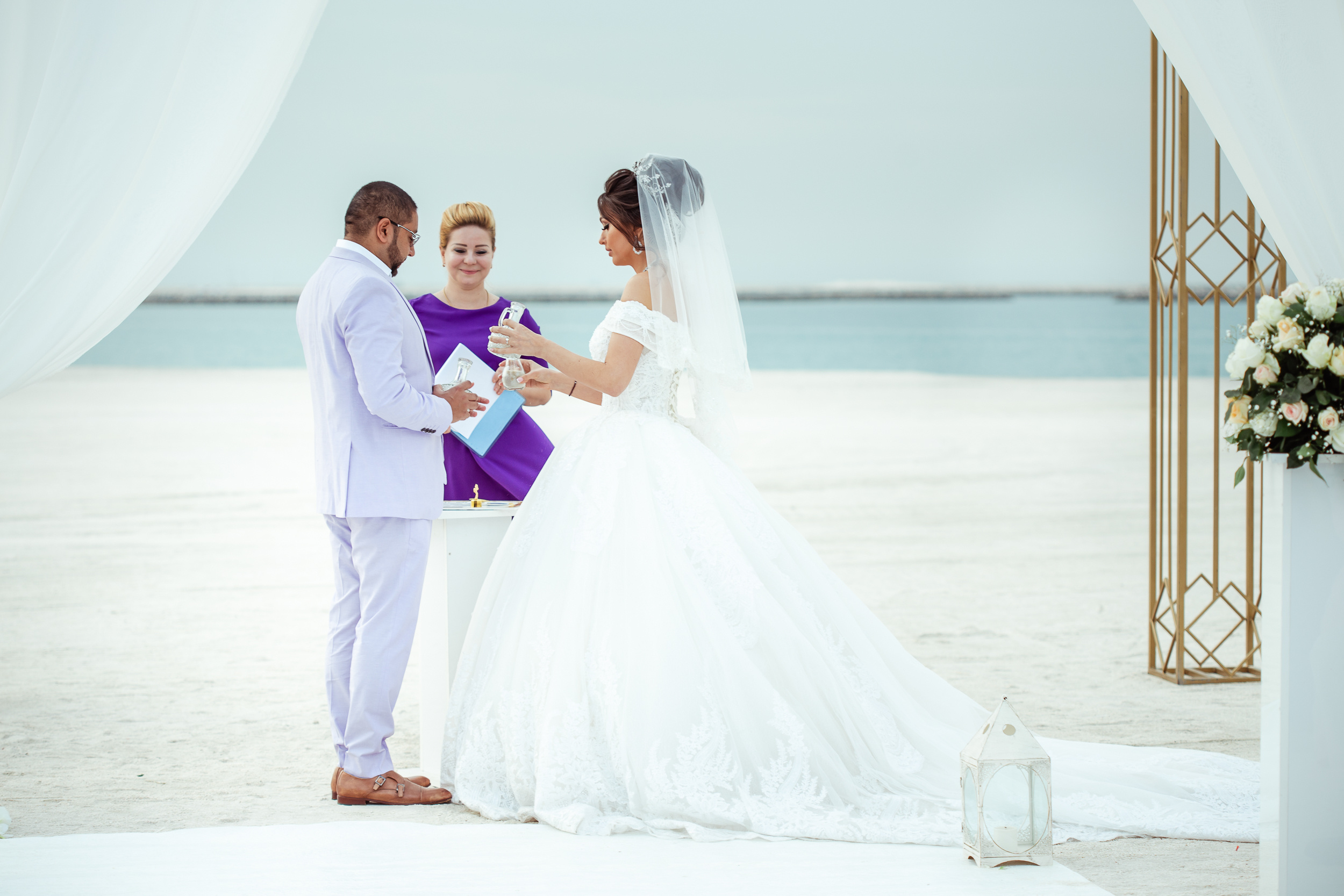 Indian Wedding in UAE. Wedding female photo and video studio in UAE