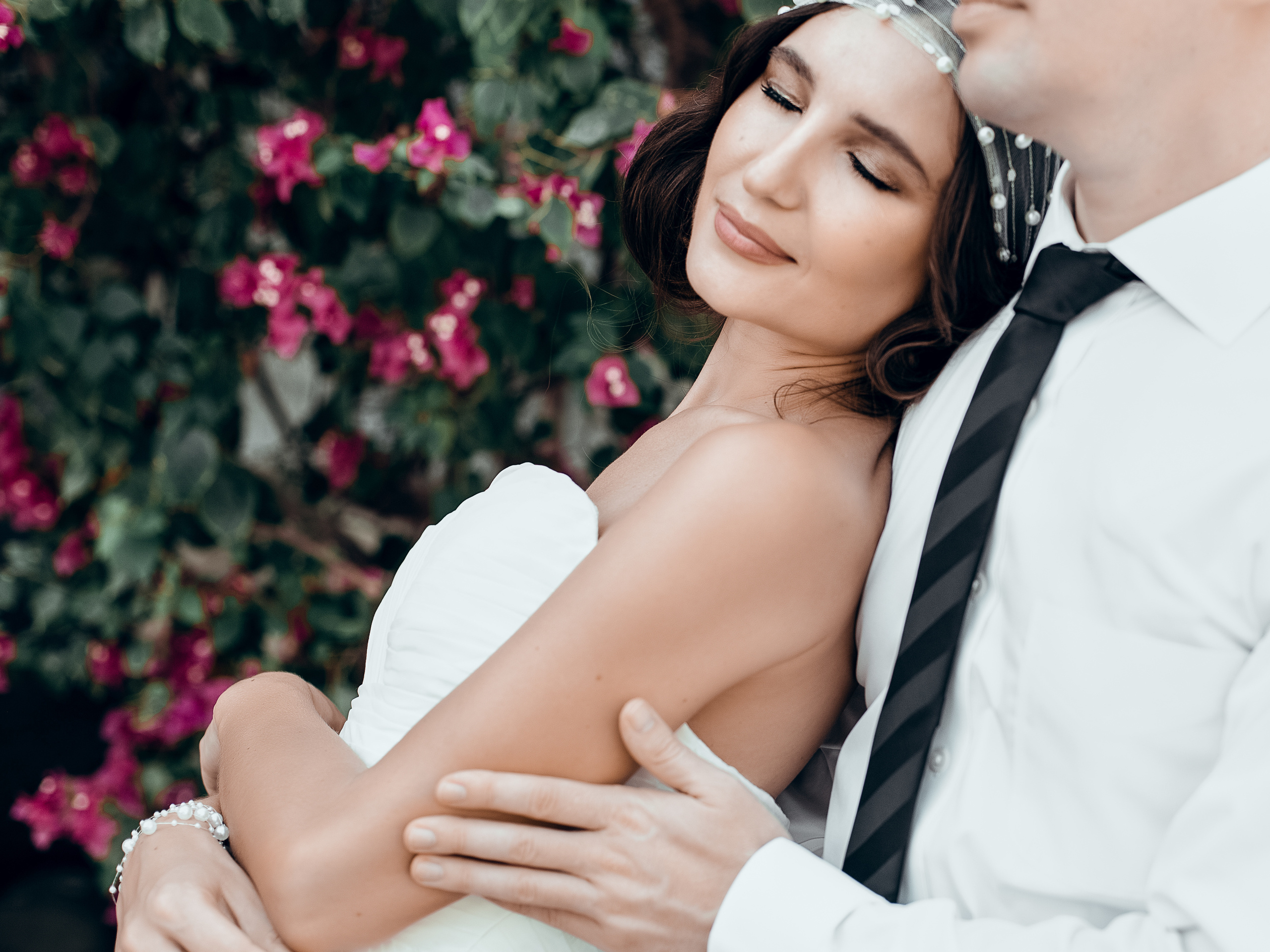 Prewedding photoshoot in Dubai. Wedding female photo and video studio in UAE