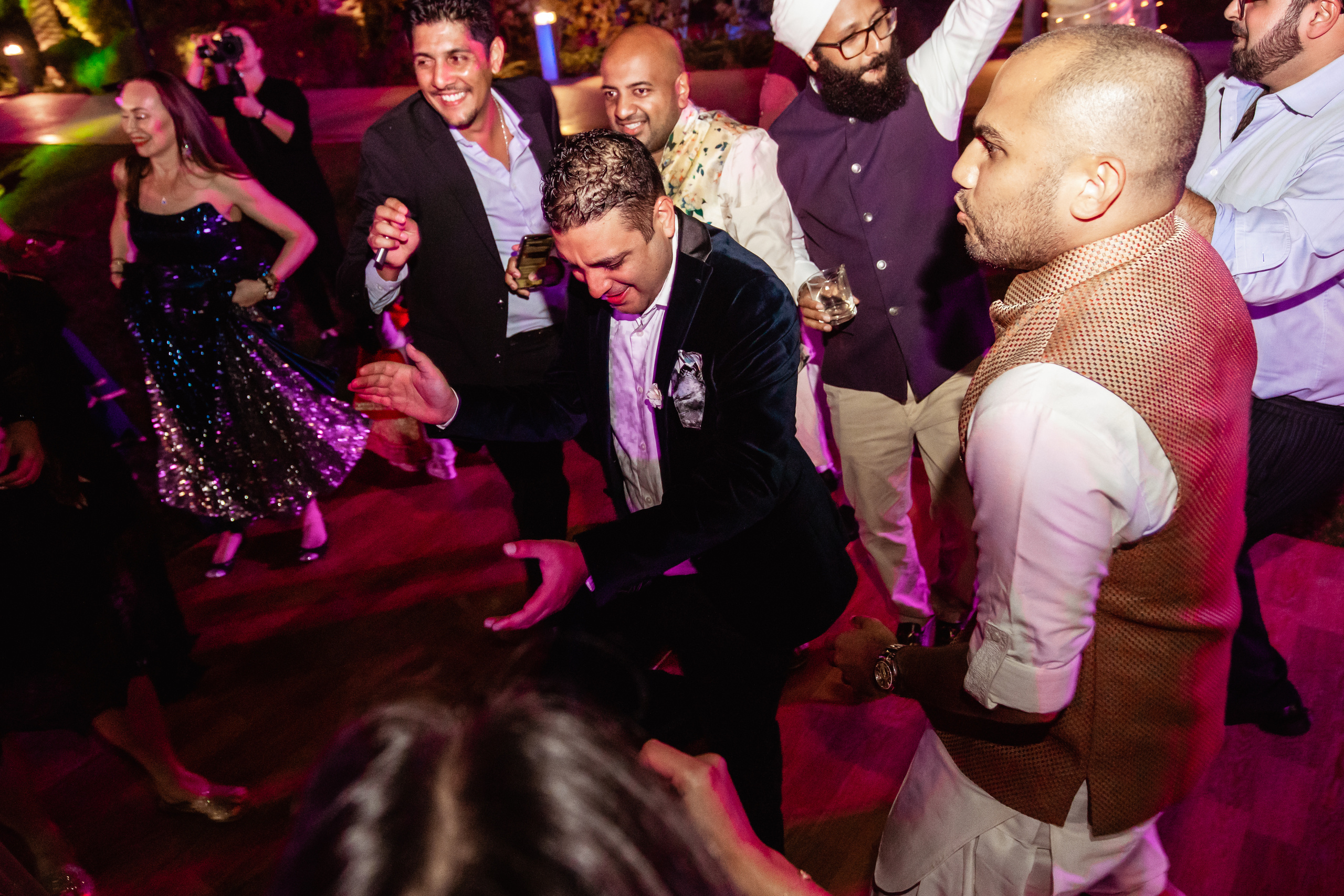 Indian Wedding in UAE. Wedding female photo and video studio in UAE