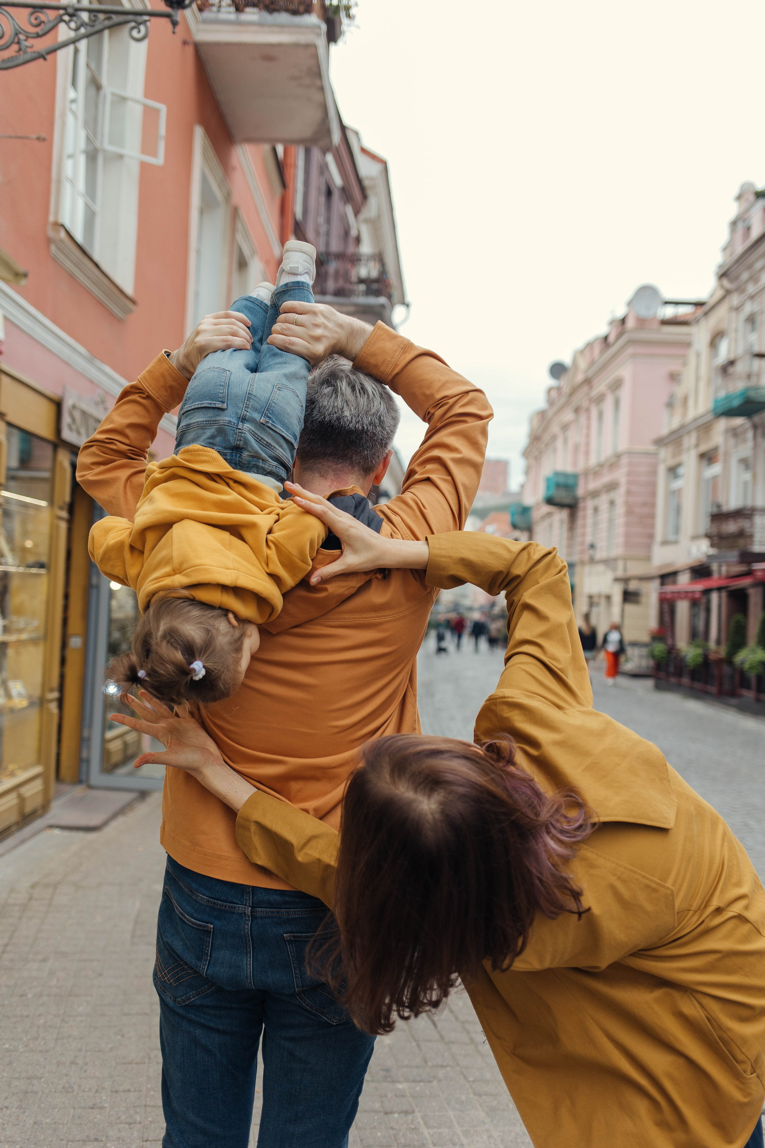 Тёплые моменты на улочках Вильнюса. Семейный и детский фотограф в Вильнюсе Светлана Наумова