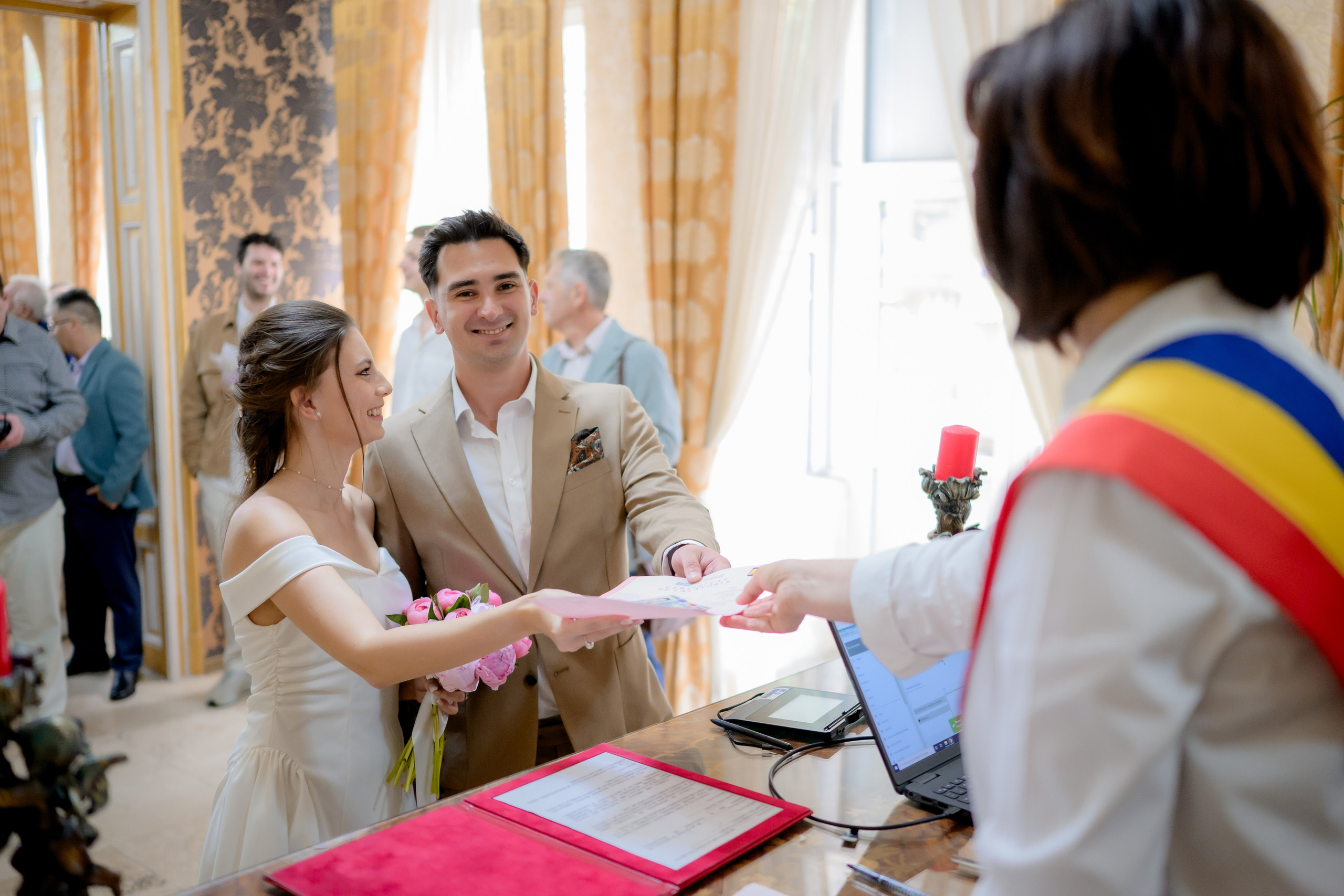 Fotografii la starea civila sector 4 – Iulia & Alexandru