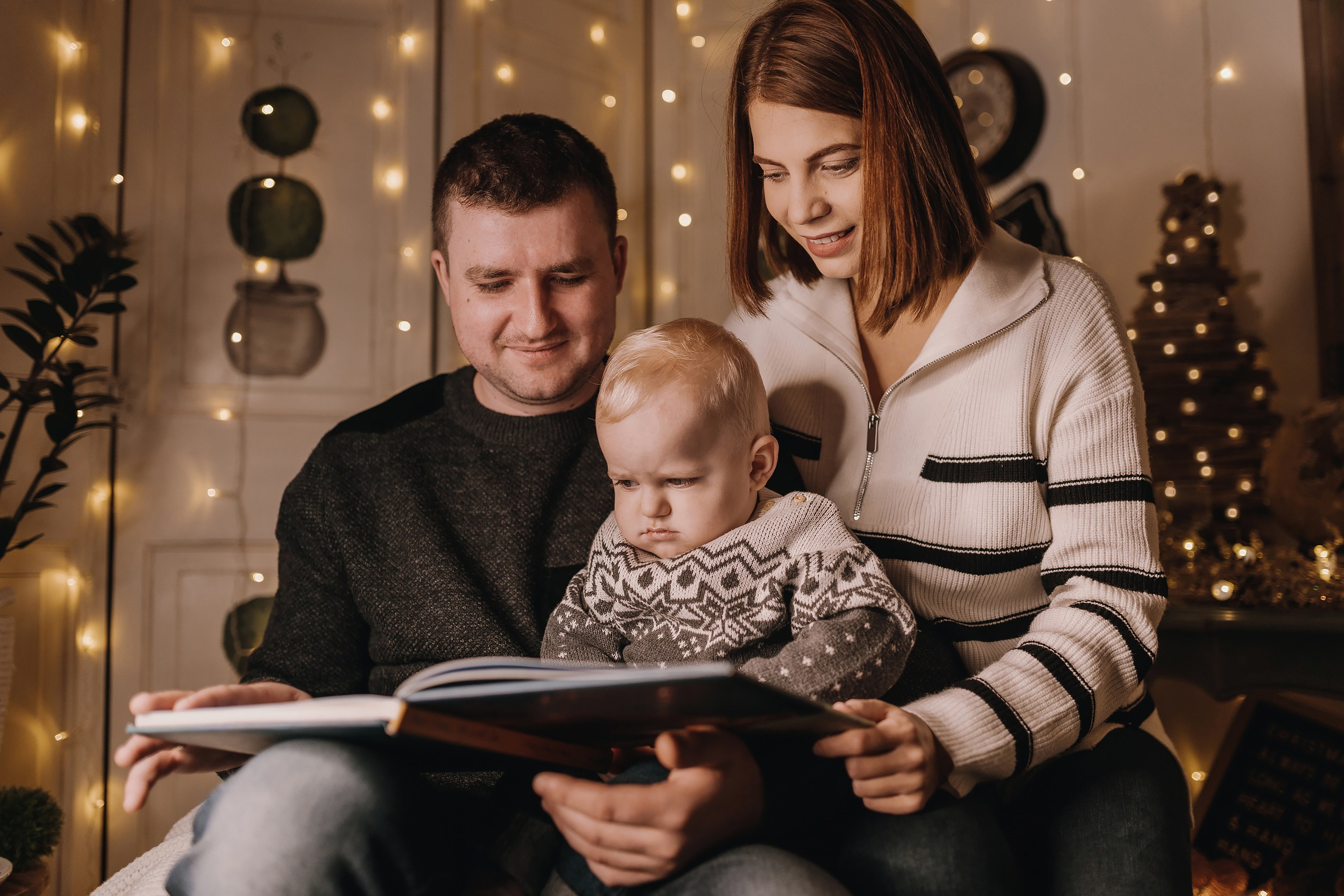 03.12.2023 Christmas Photoshoot. Wedding family event photographer in Chicago Nick Yushevich